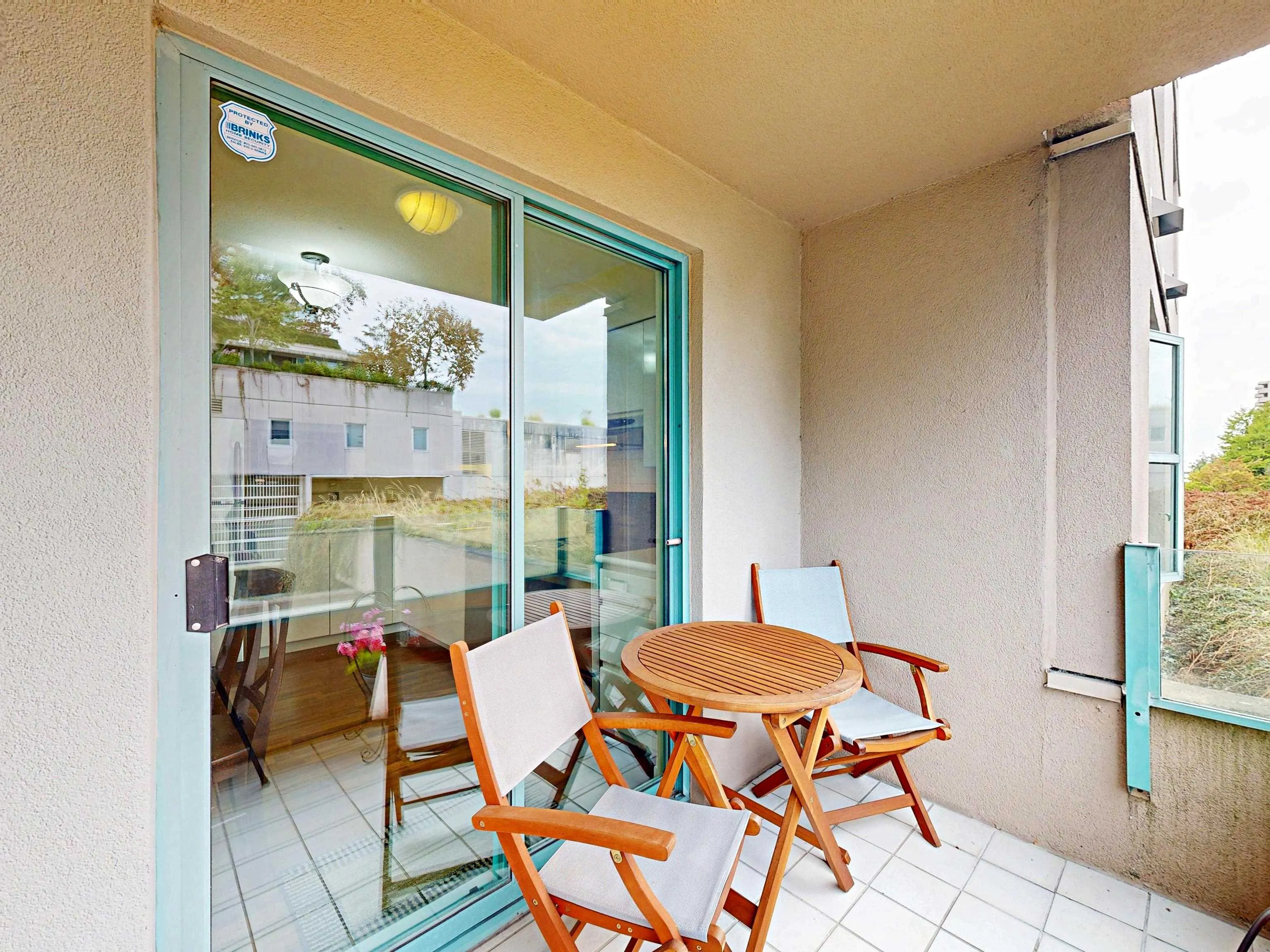 202 1555 Eastern Avenue