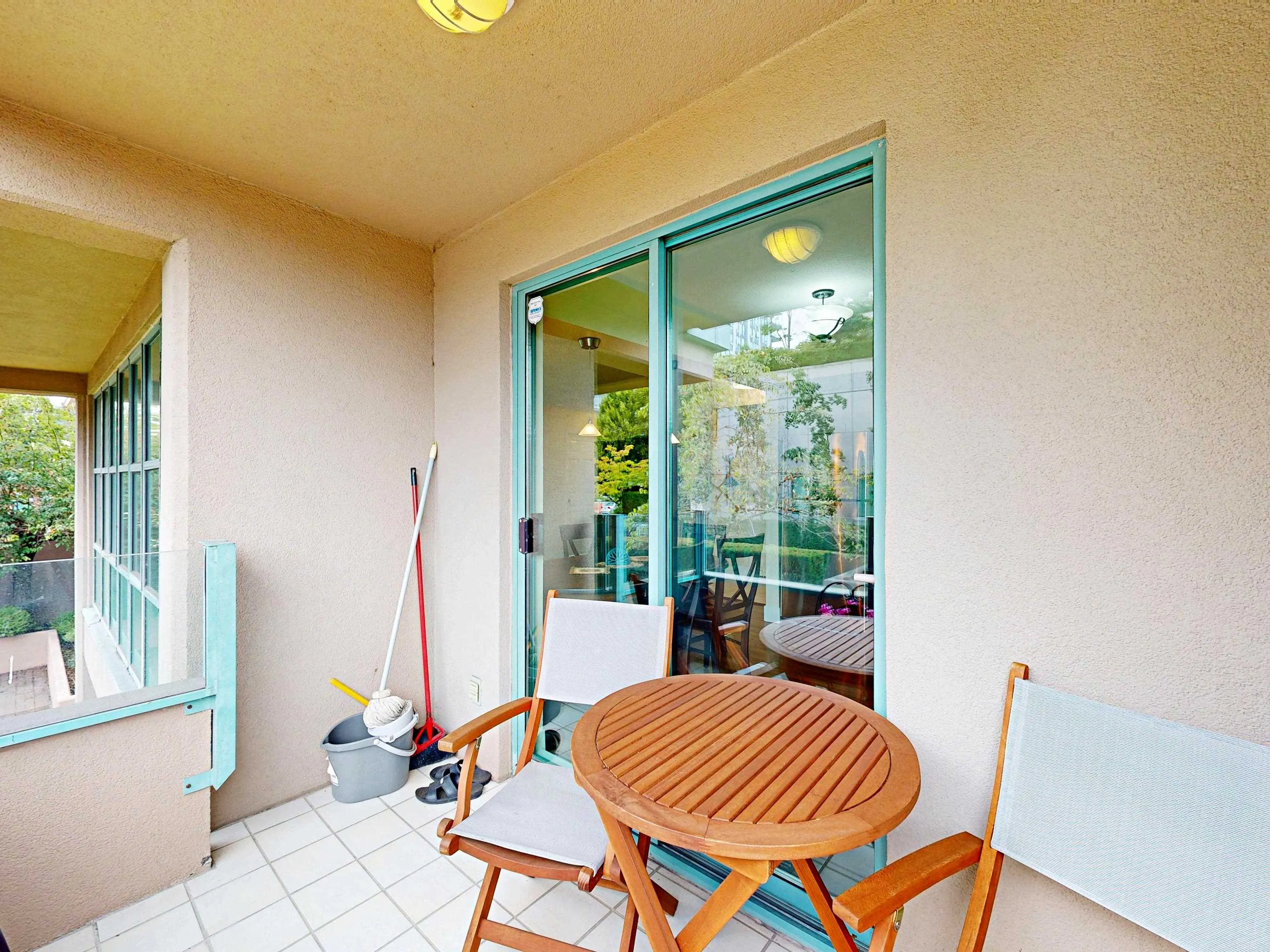 202 1555 Eastern Avenue