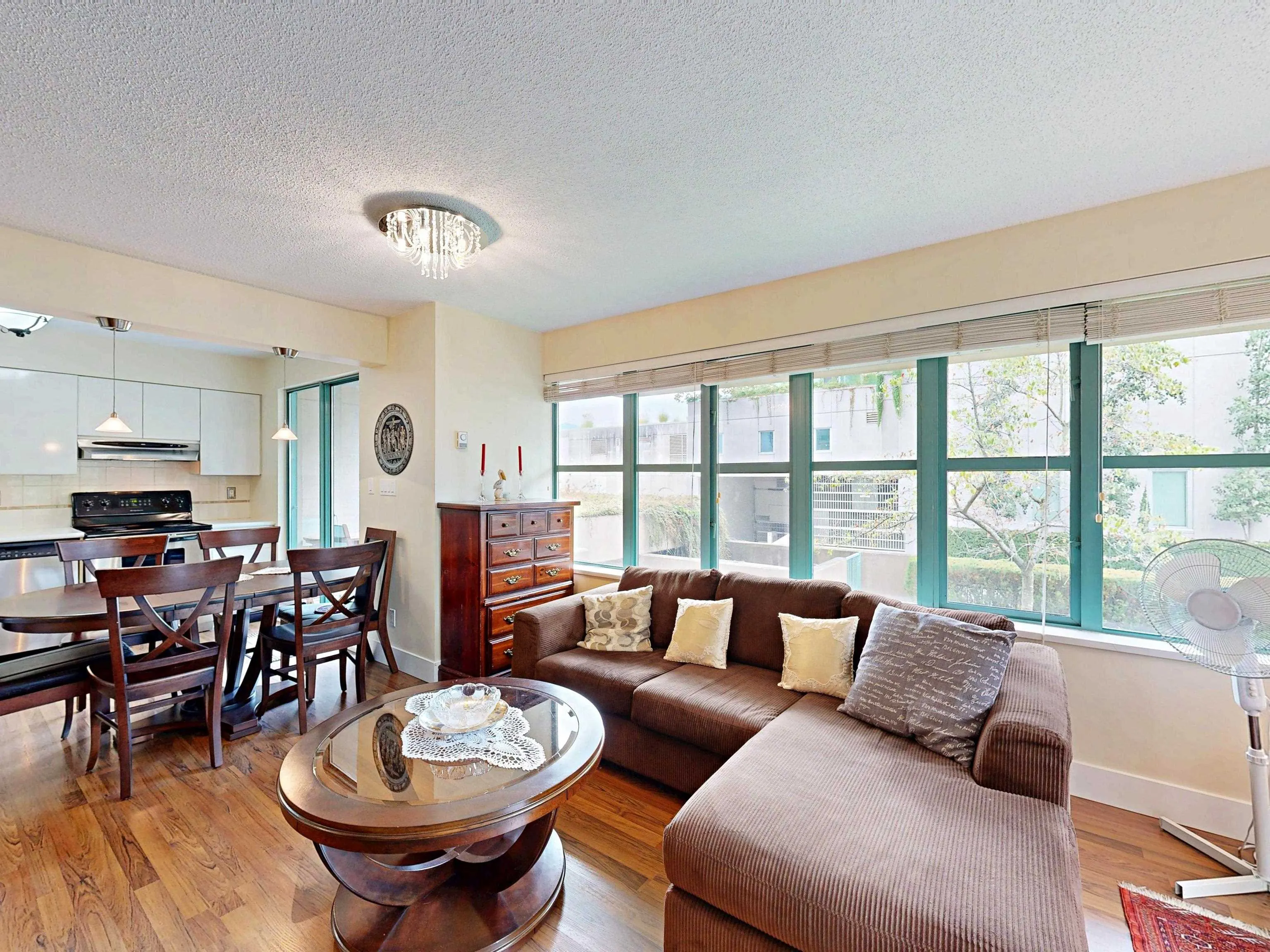 202 1555 Eastern Avenue