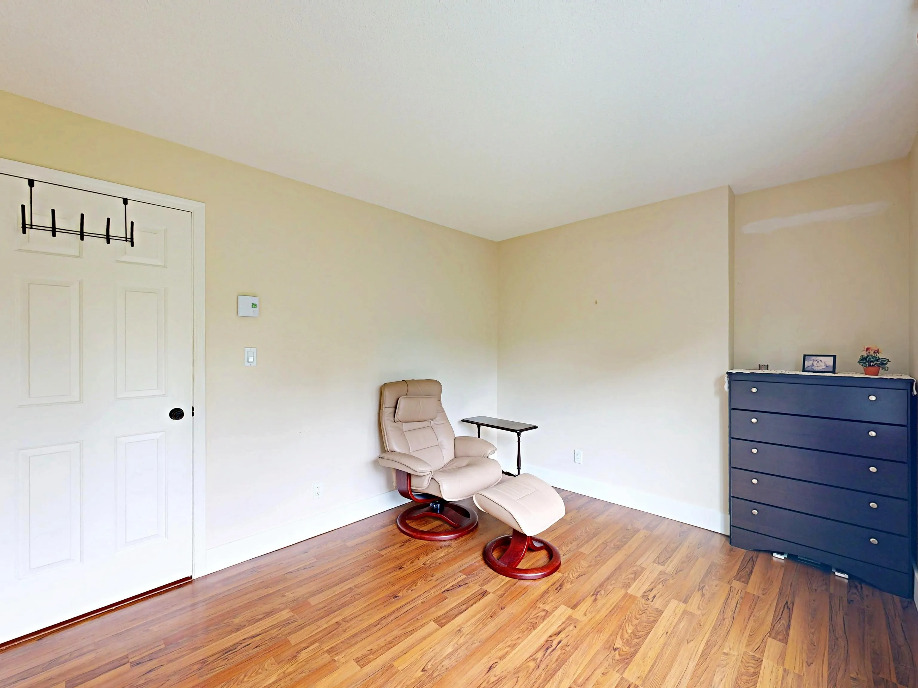 202 1555 Eastern Avenue