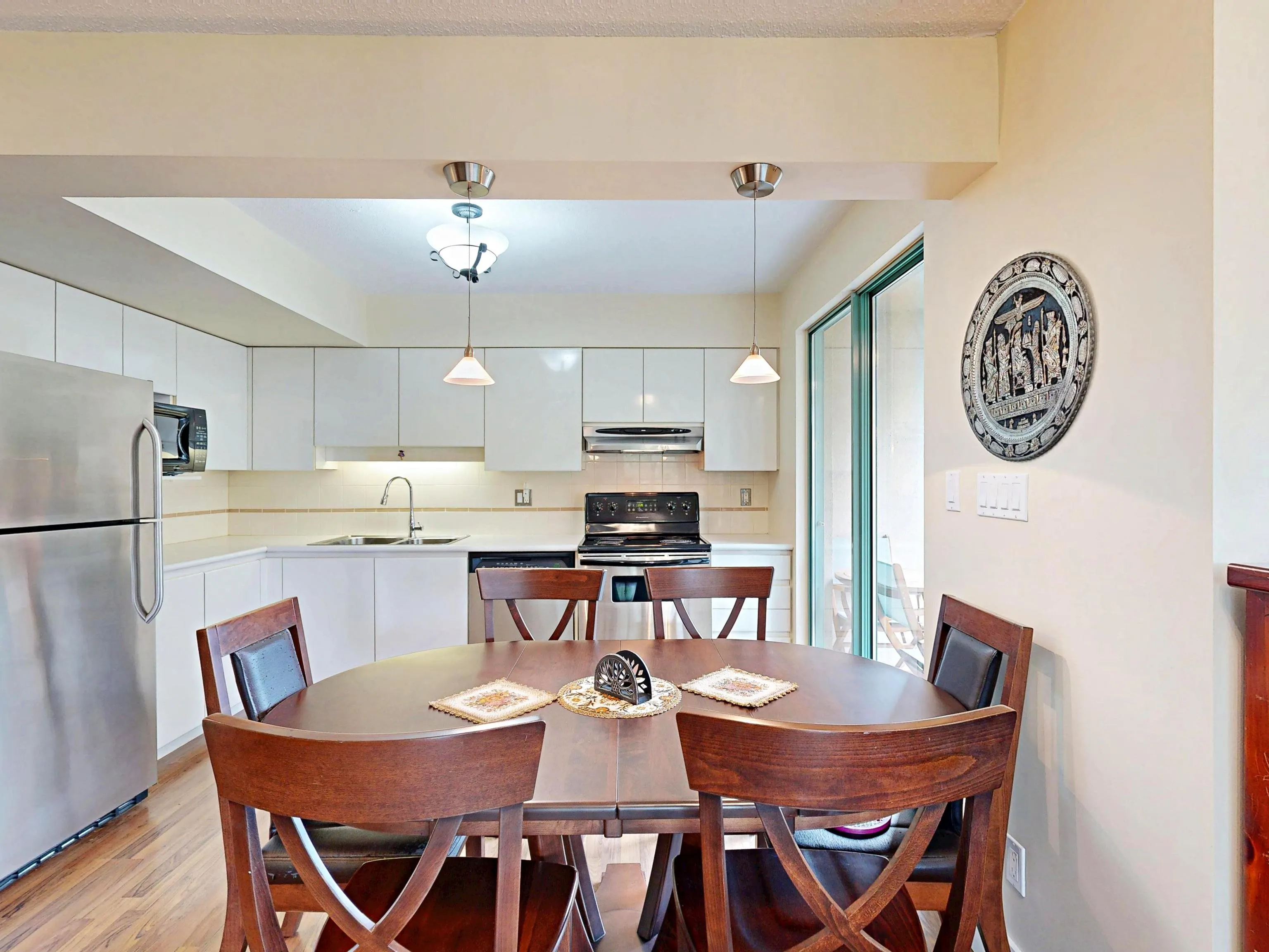 202 1555 Eastern Avenue