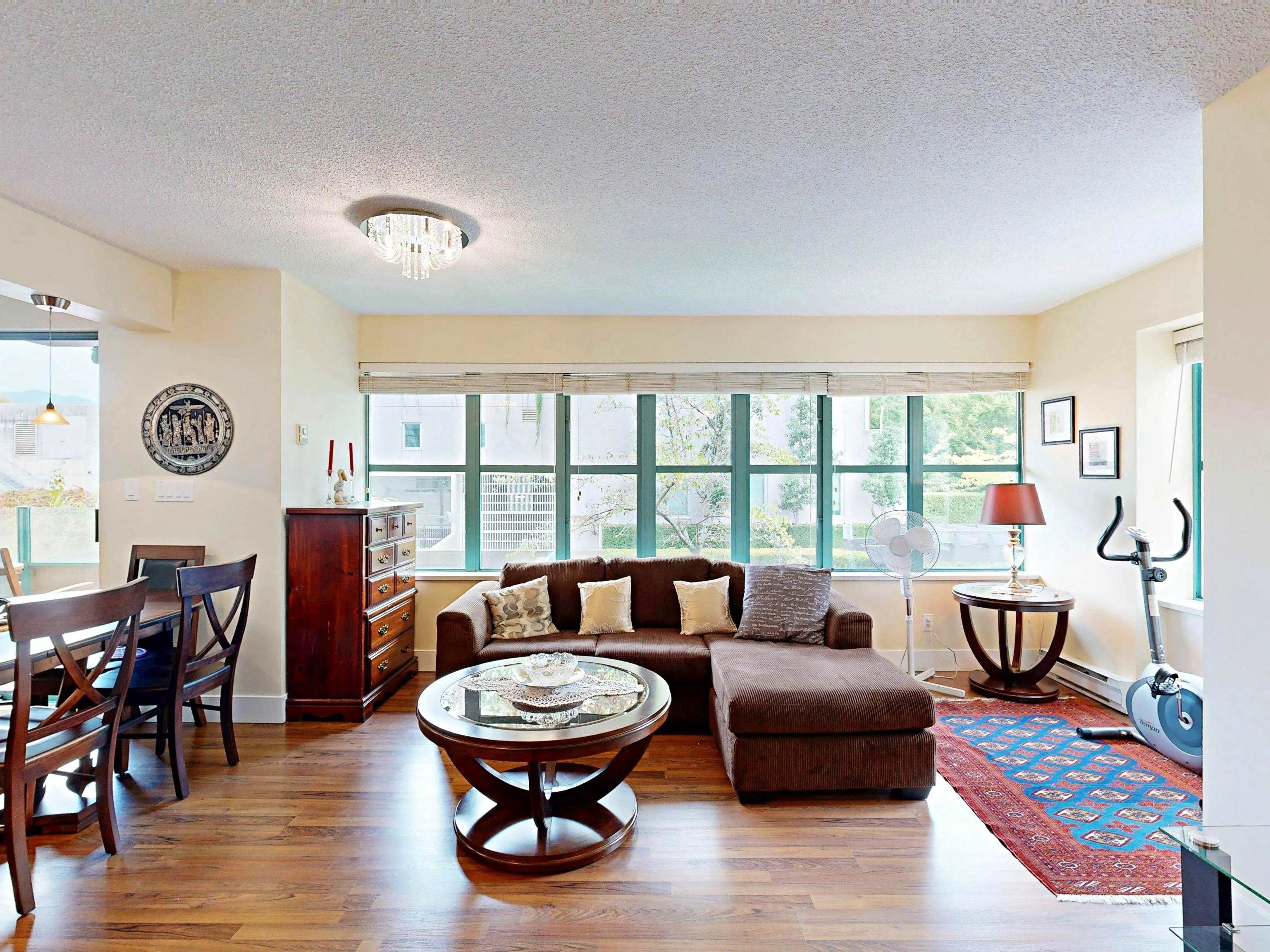 202 1555 Eastern Avenue