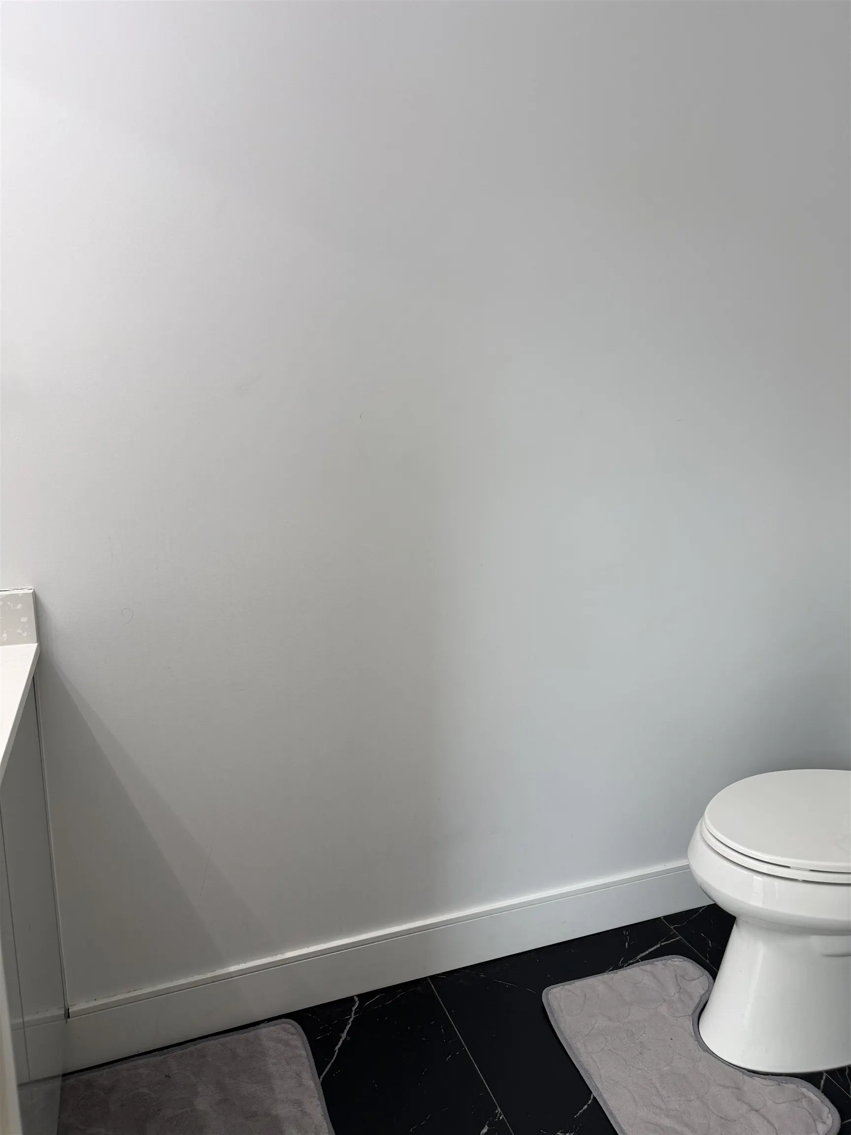 2885 E Georgia Street