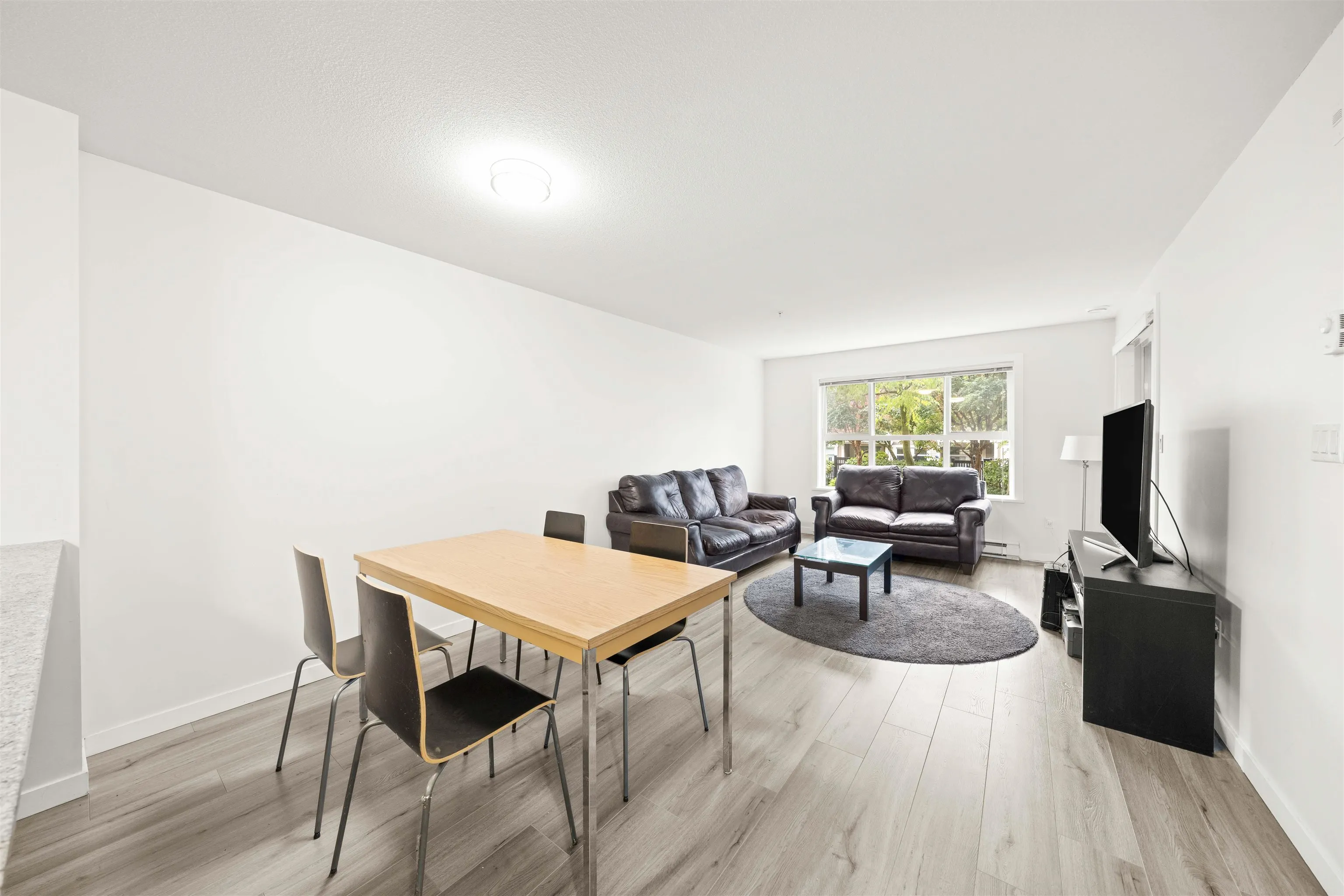 107 5775 Irmin Street