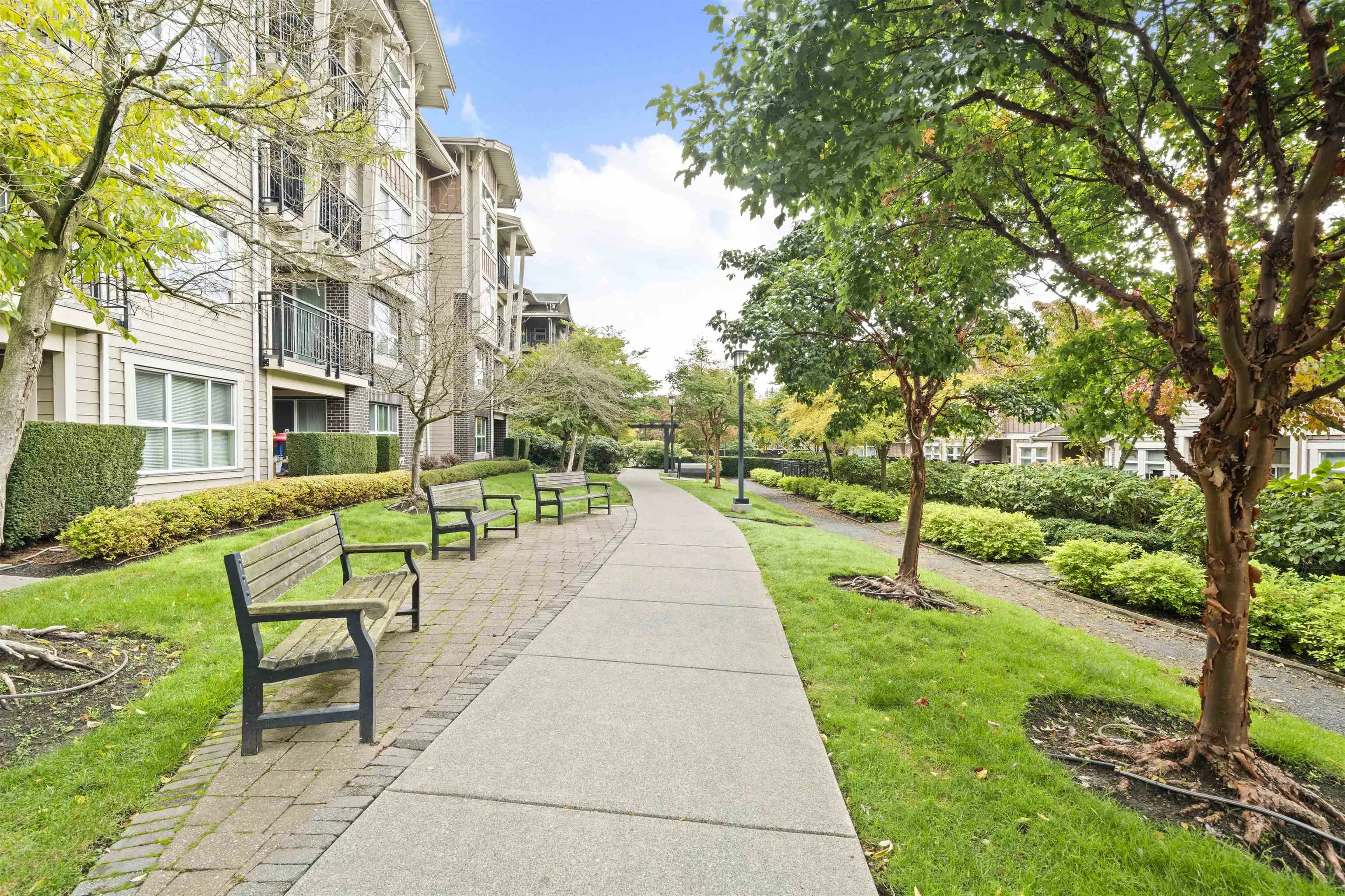 107 5775 Irmin Street