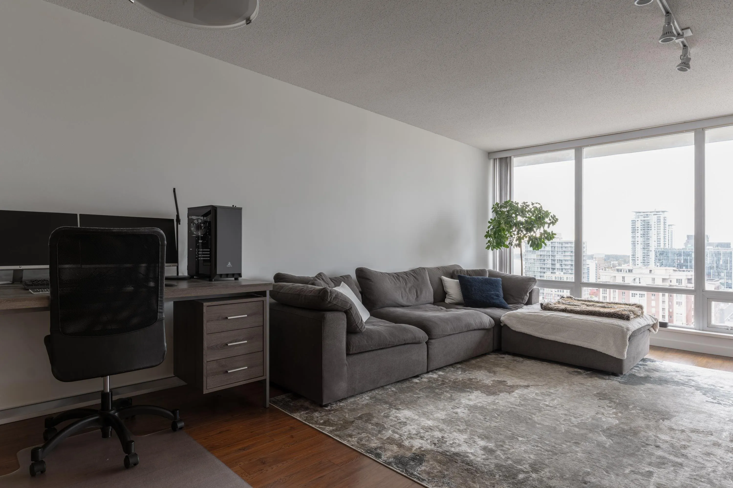 1006 39 Sixth Street