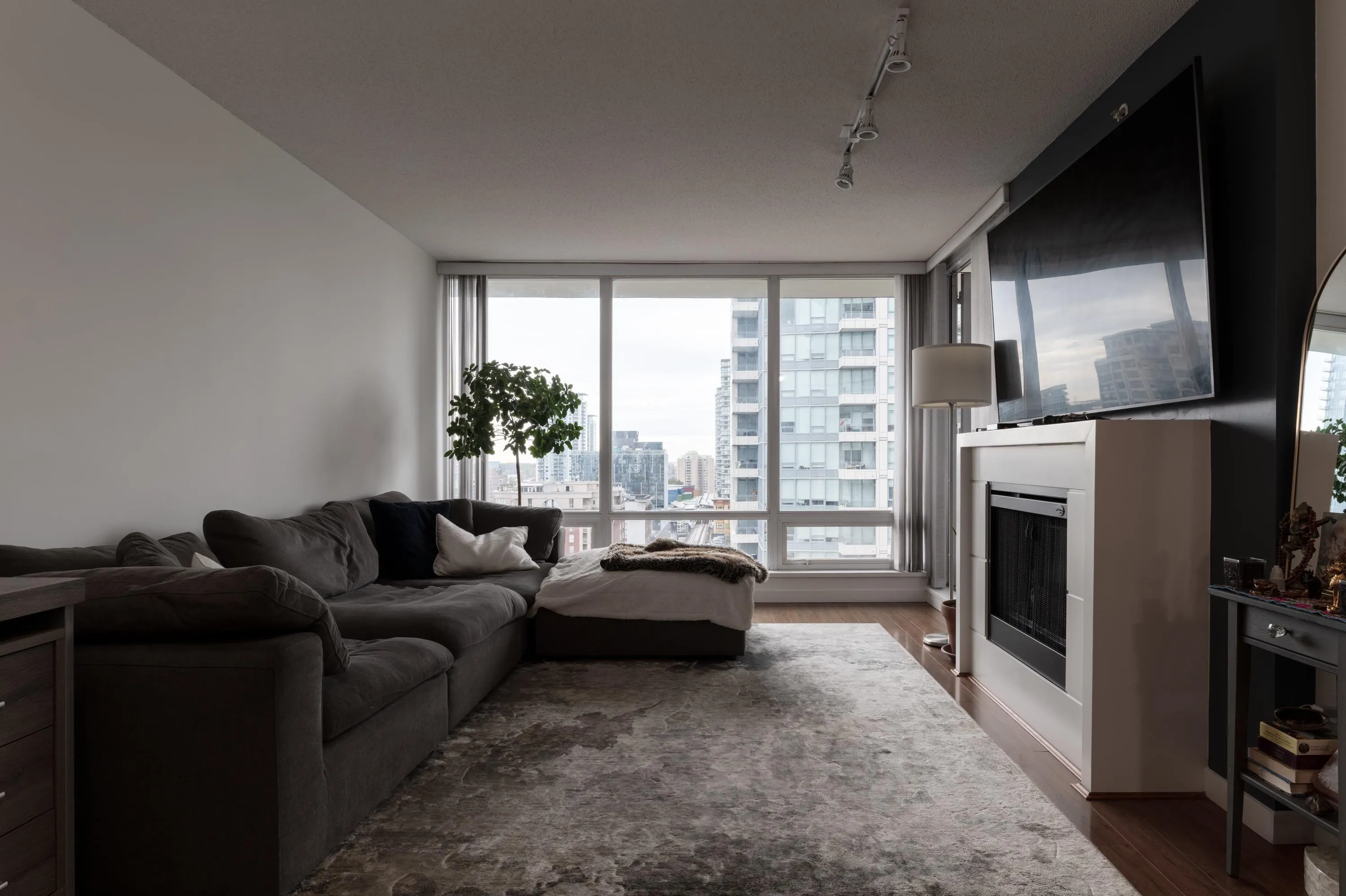 1006 39 Sixth Street