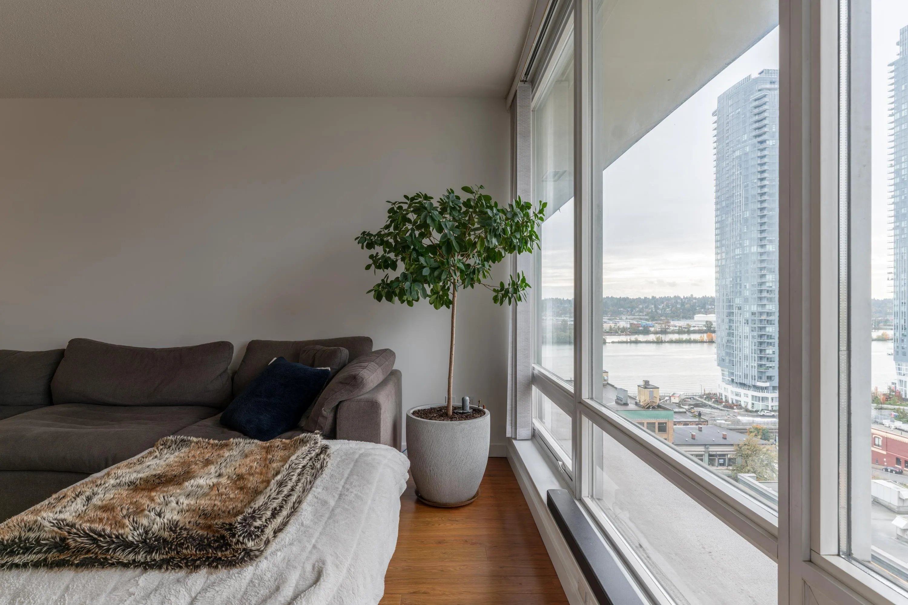 1006 39 Sixth Street