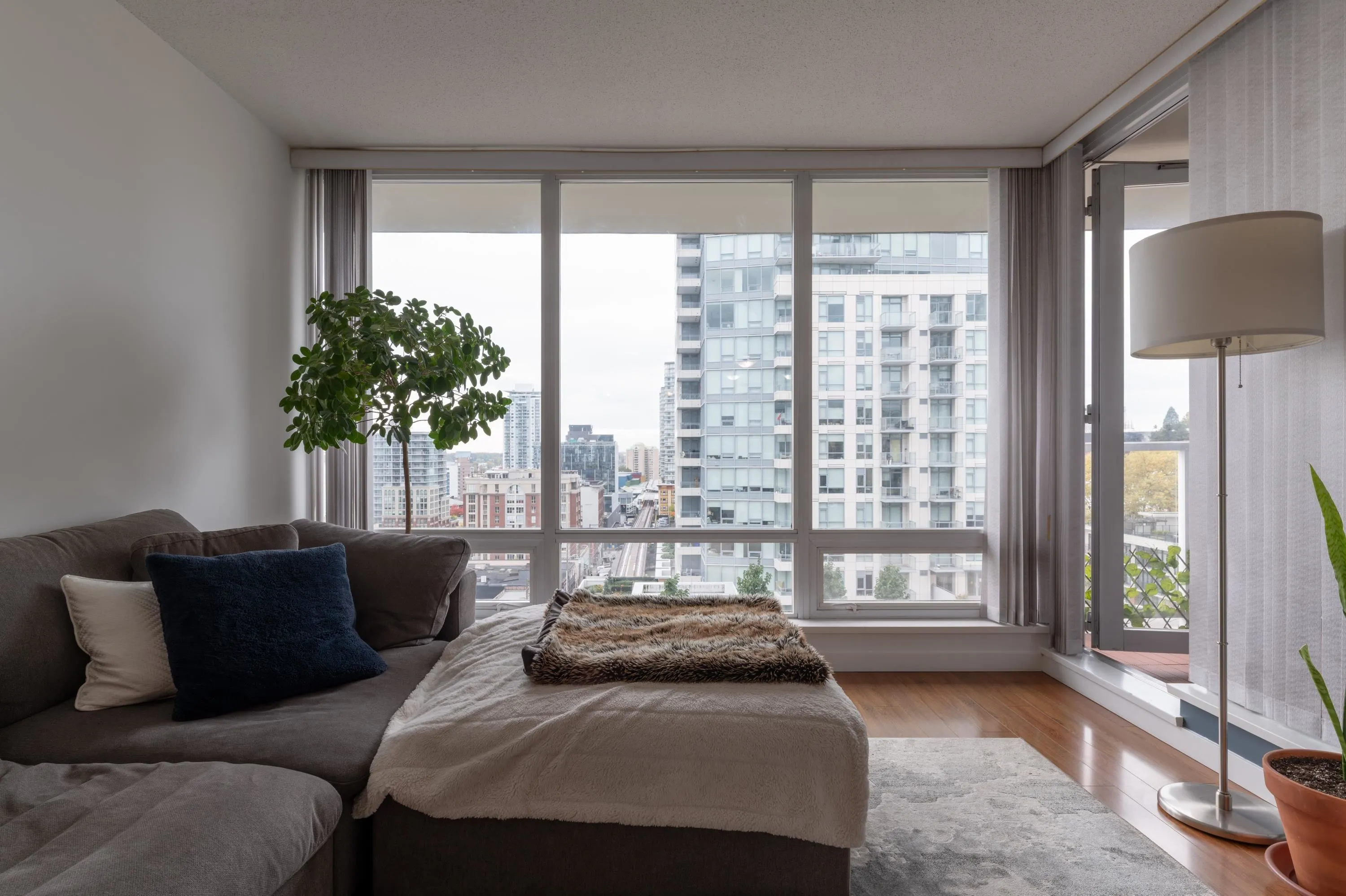 1006 39 Sixth Street