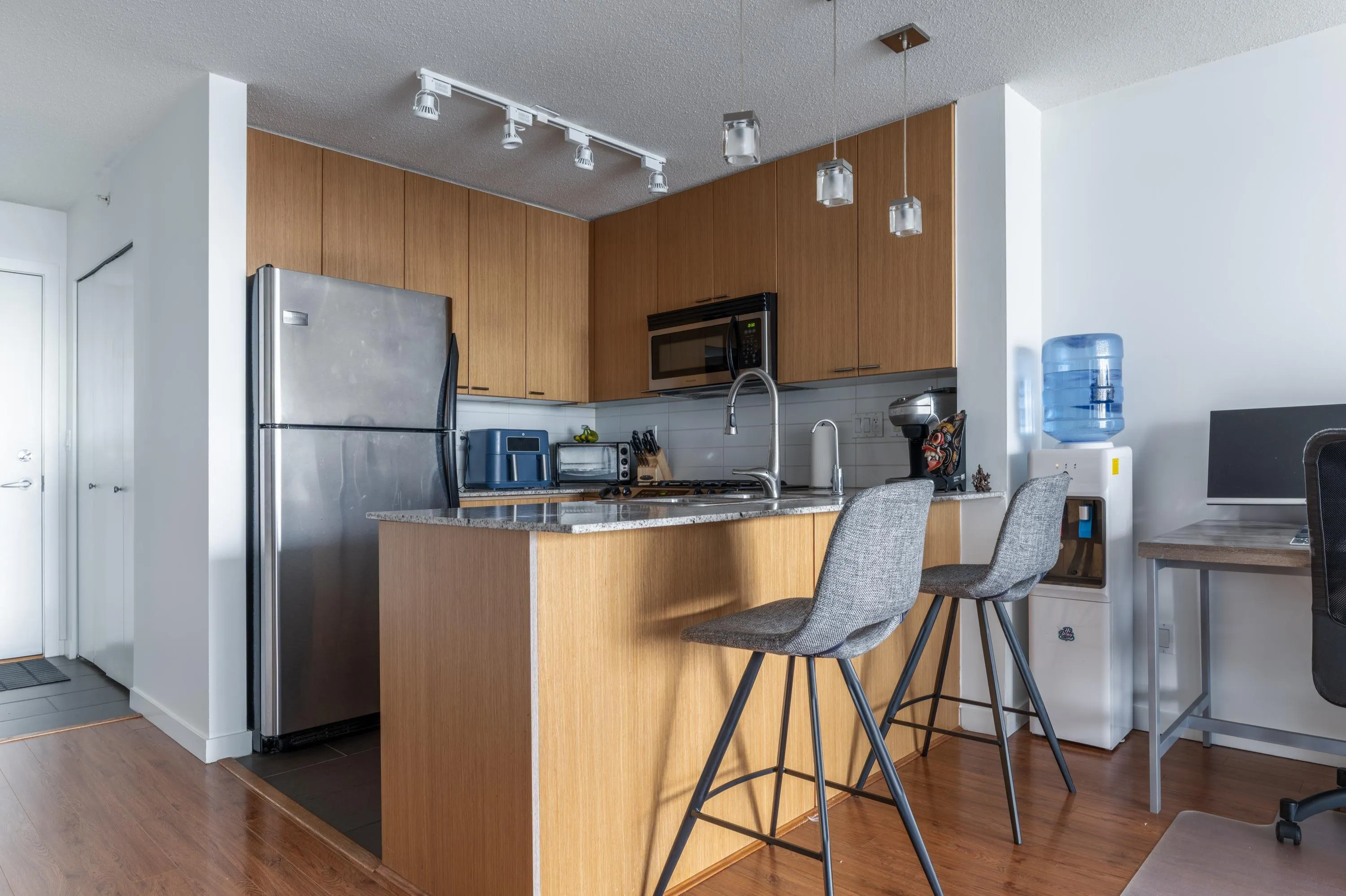 1006 39 Sixth Street