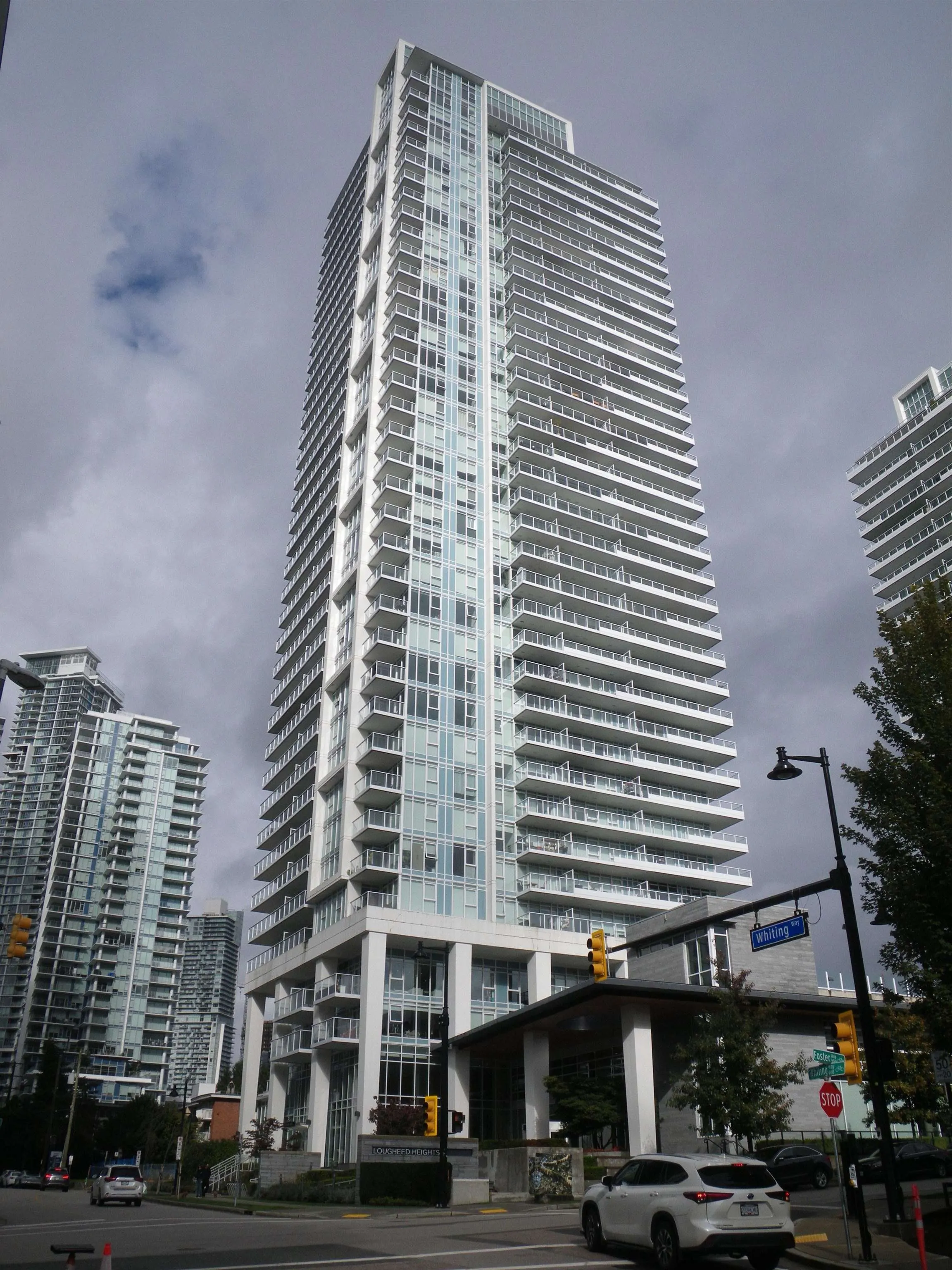 2907 657 Whiting Way