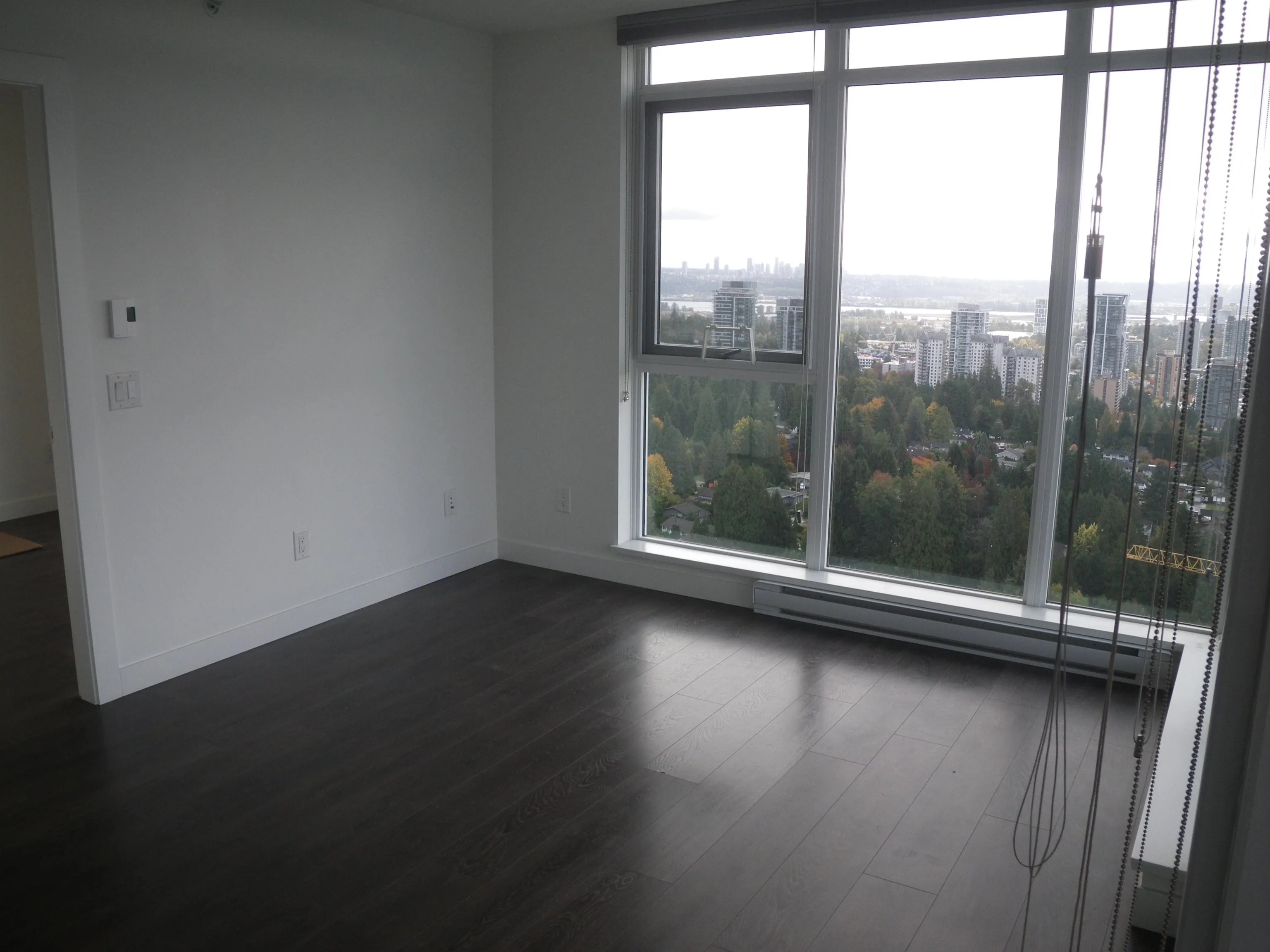 2907 657 Whiting Way