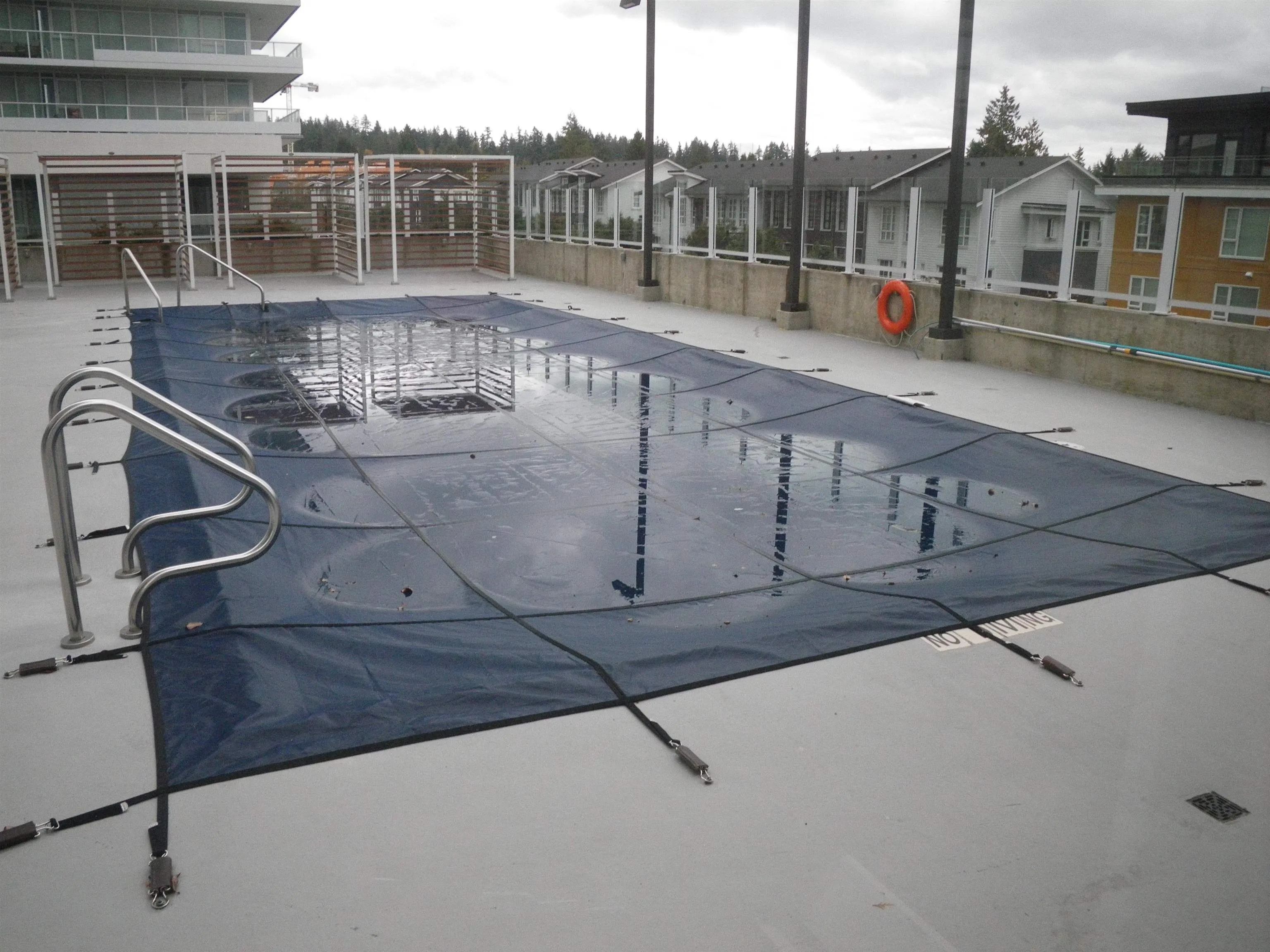 2907 657 Whiting Way