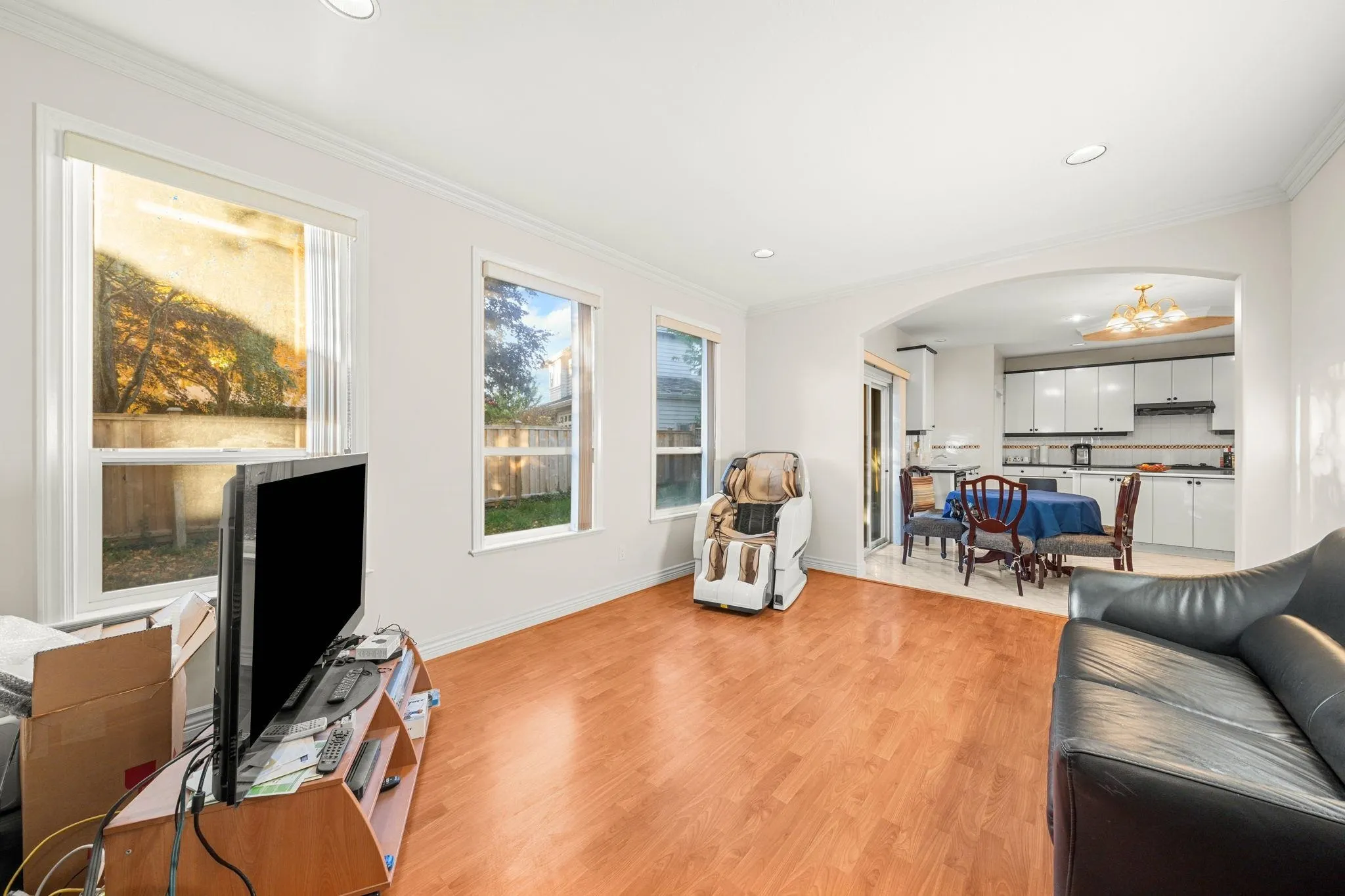 11851 Railway Avenue