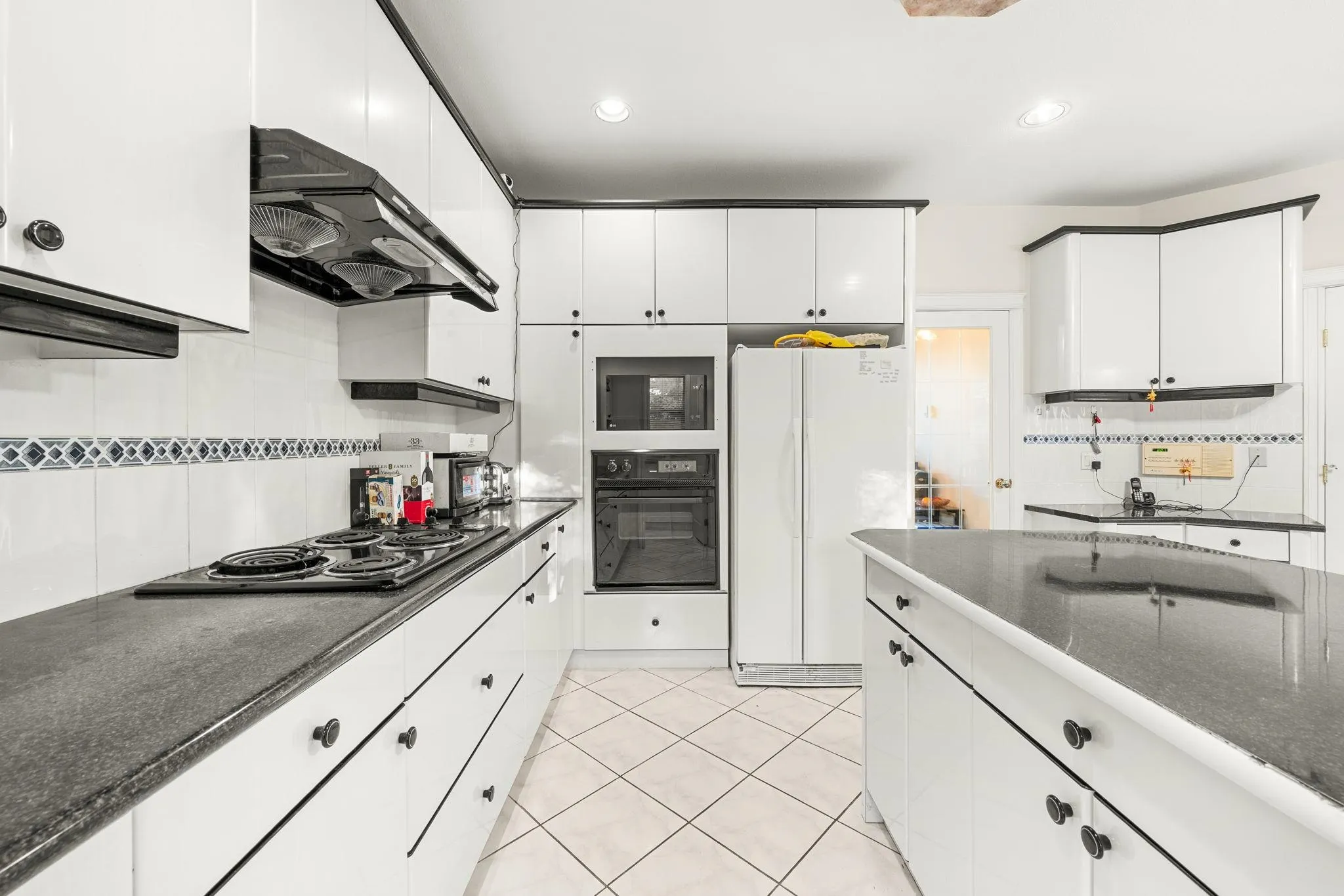 11851 Railway Avenue