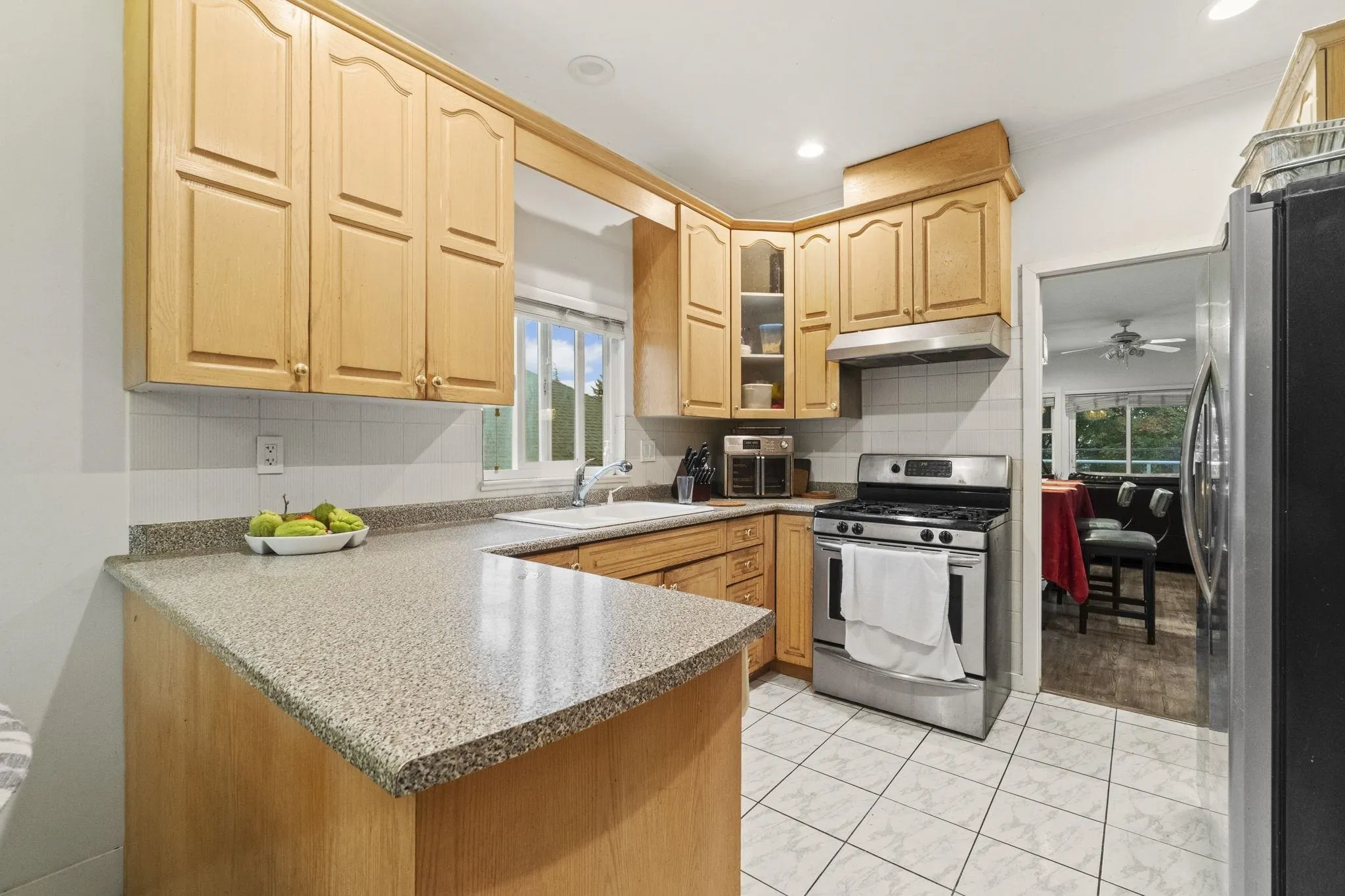 1405 Edinburgh Street