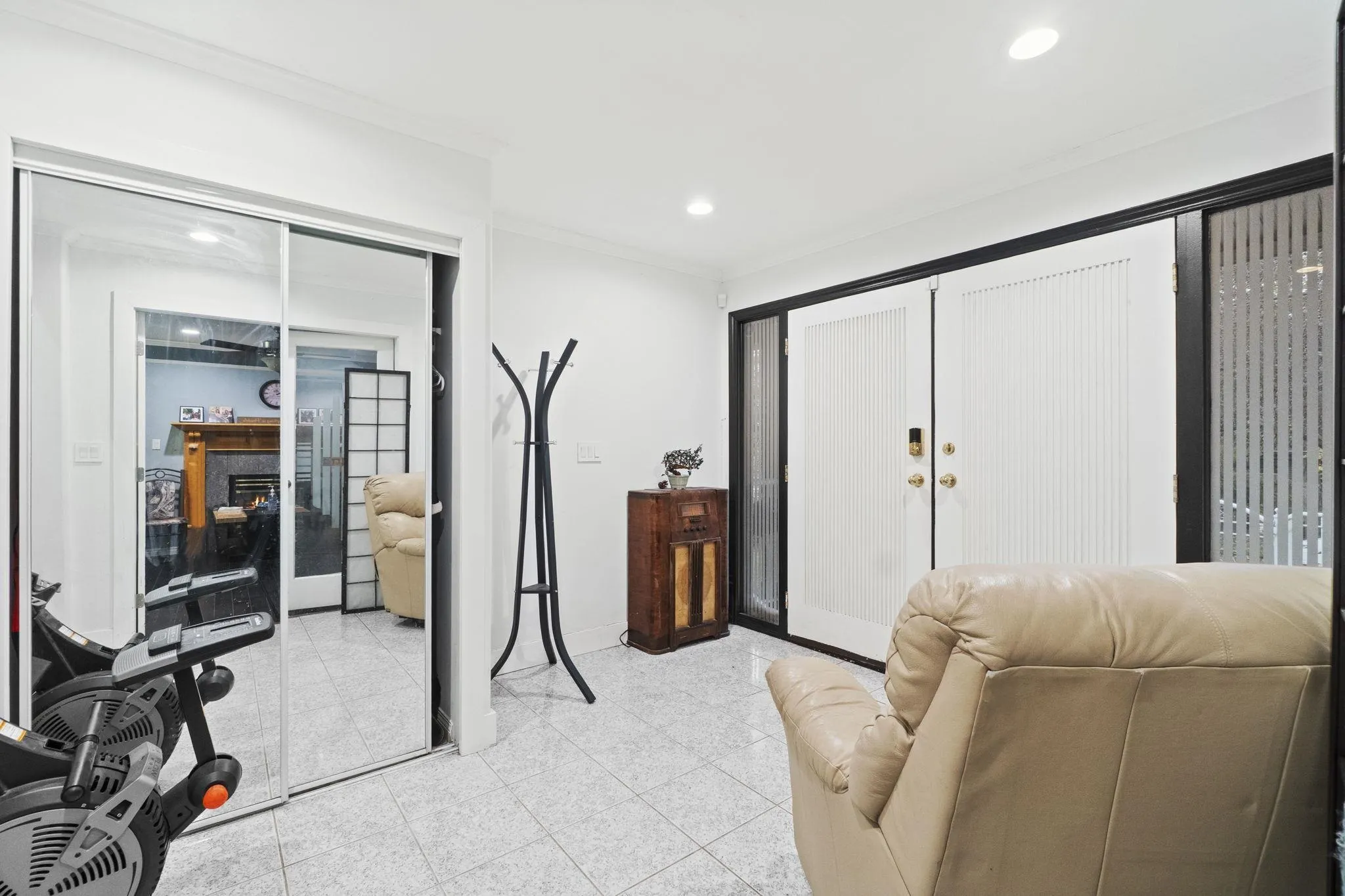 1405 Edinburgh Street