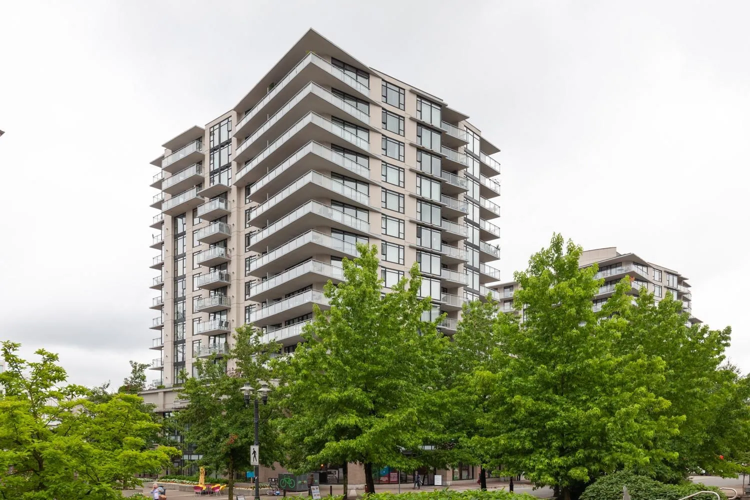 1406 155 W 1st Street