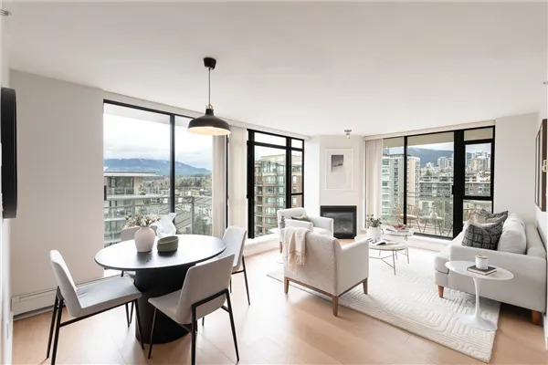 1406 155 W 1st Street