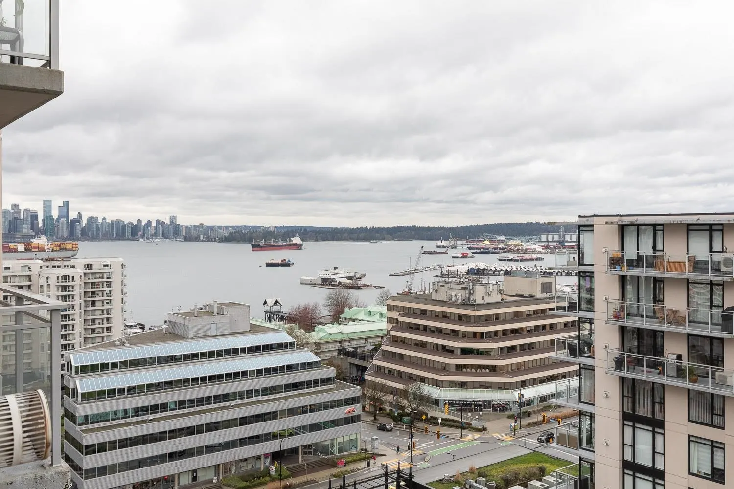 1406 155 W 1st Street