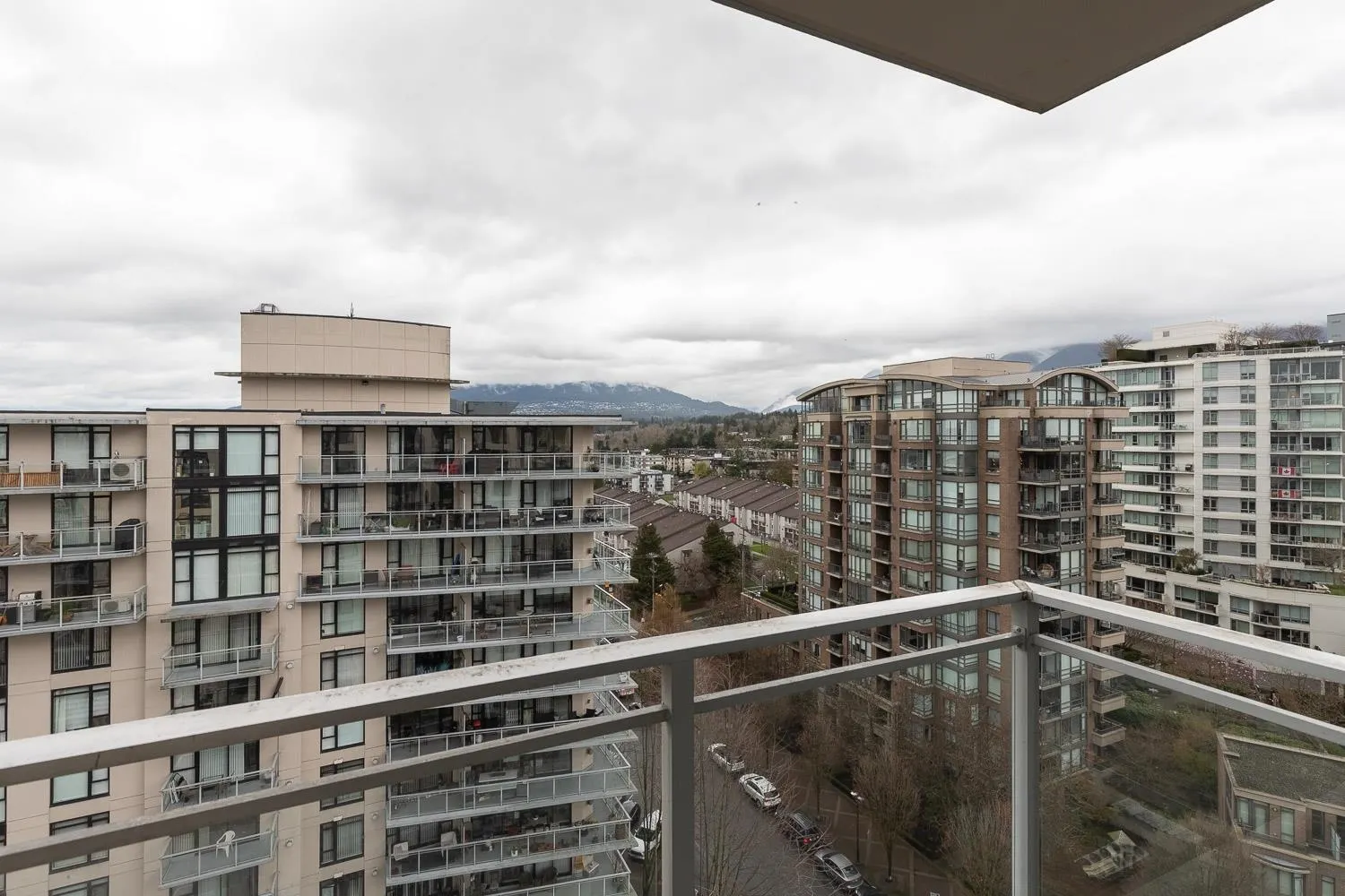 1406 155 W 1st Street