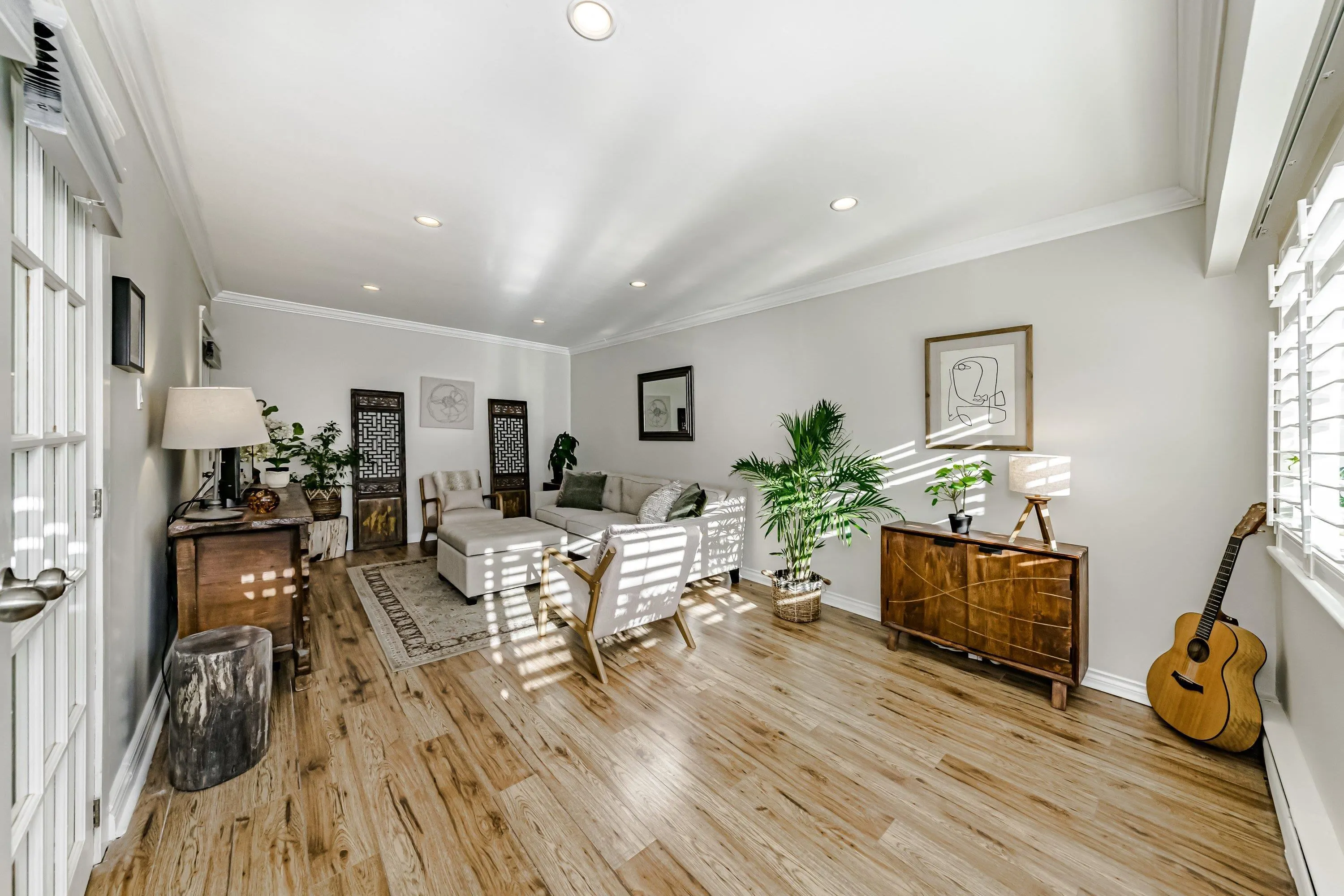 305 2430 Point Grey Road