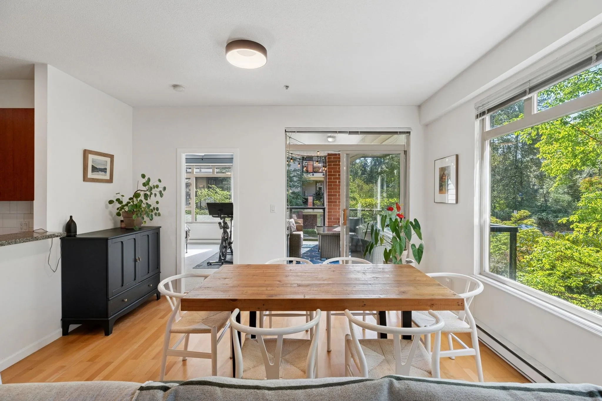 219 100 Capilano Road