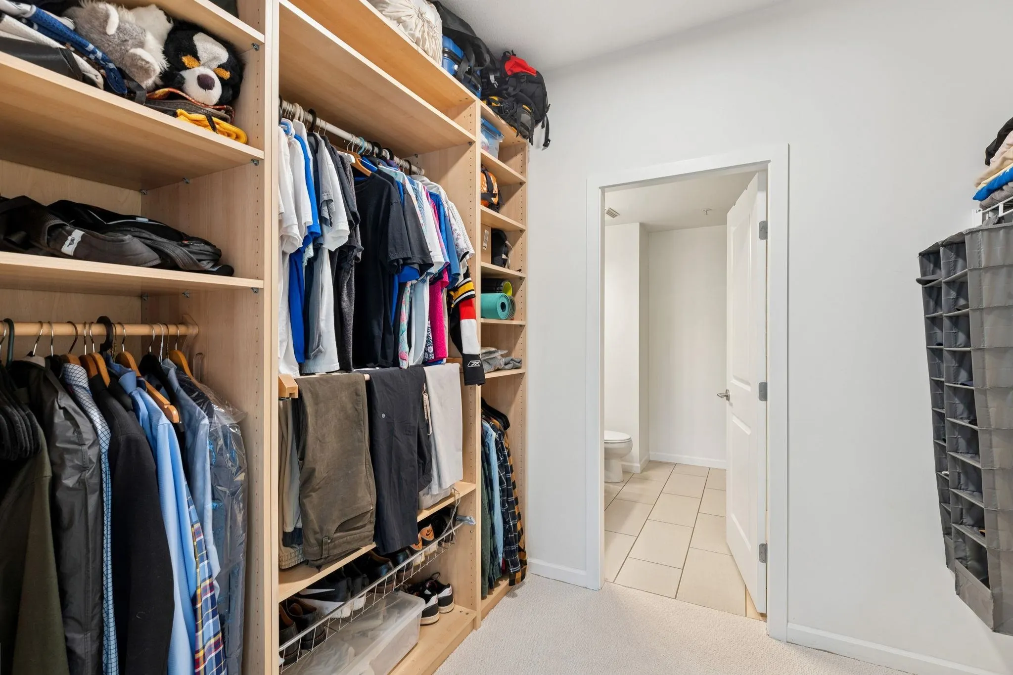 219 100 Capilano Road