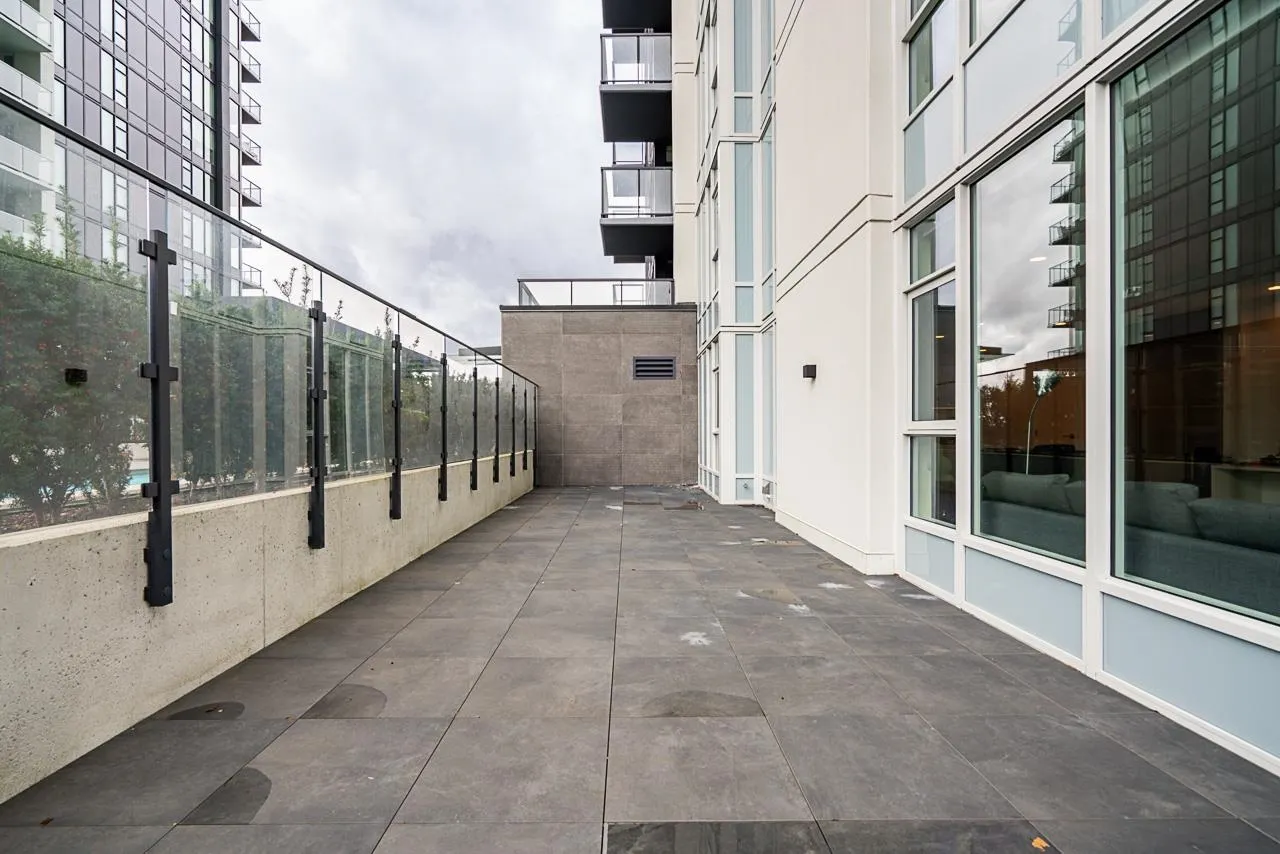 610 2108 Gilmore Avenue