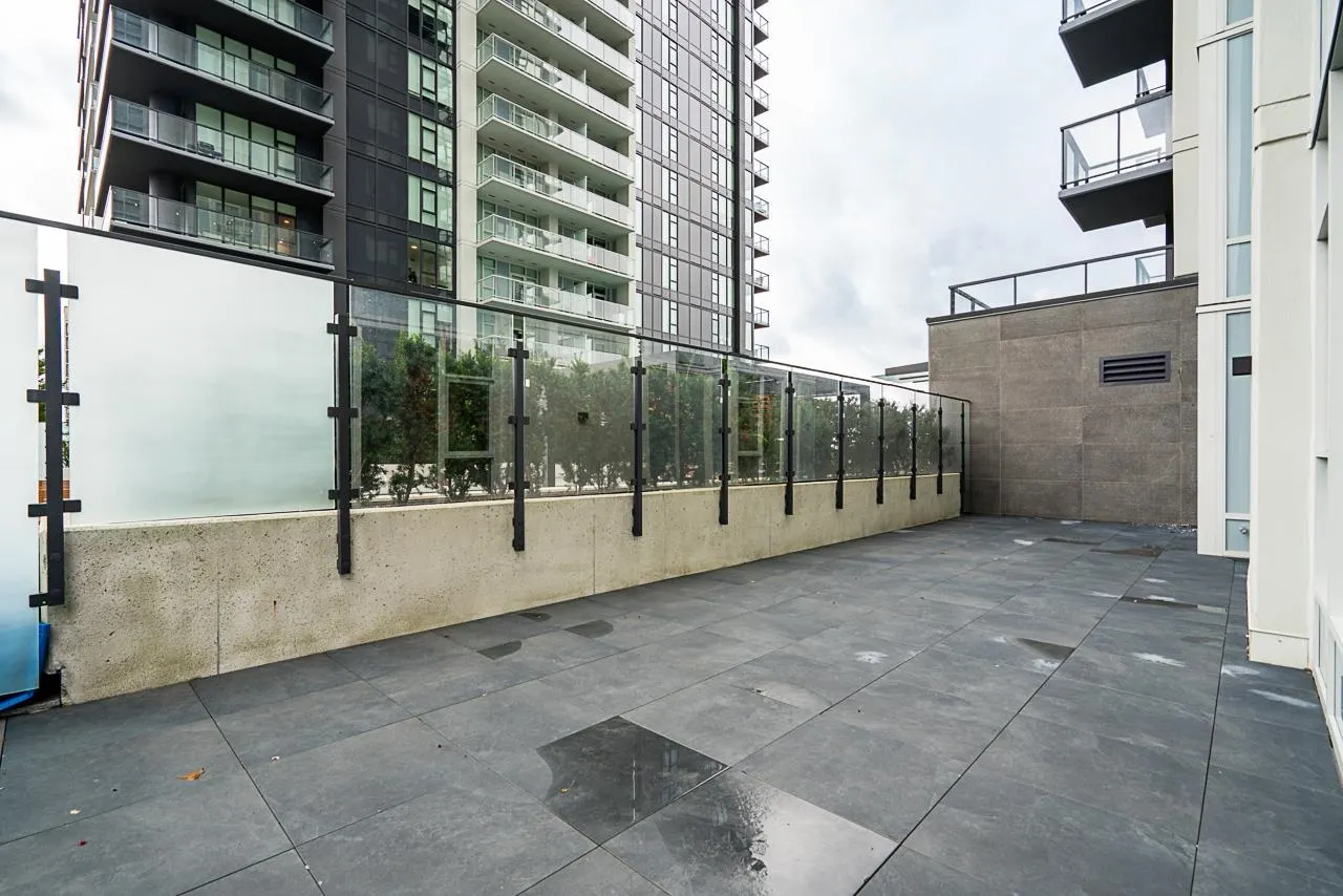 610 2108 Gilmore Avenue