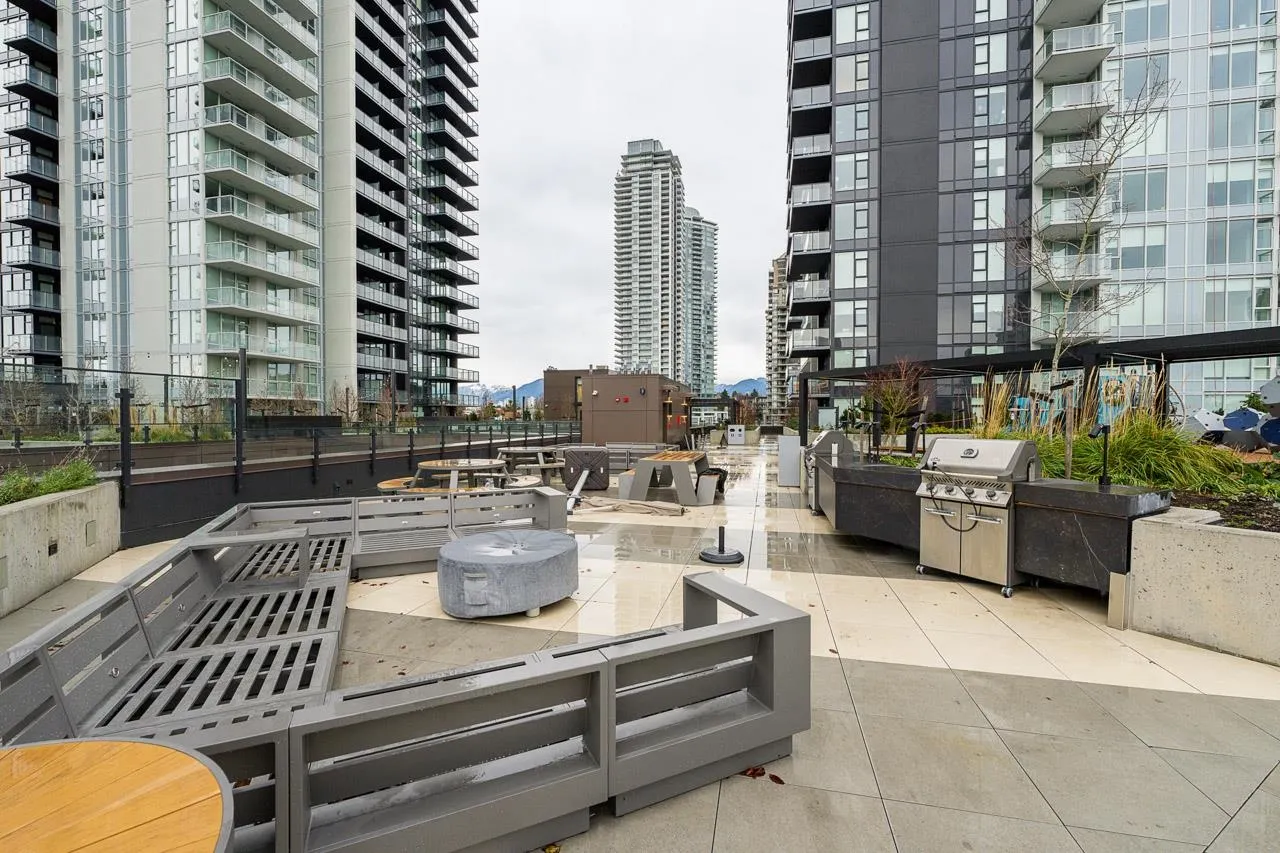 610 2108 Gilmore Avenue