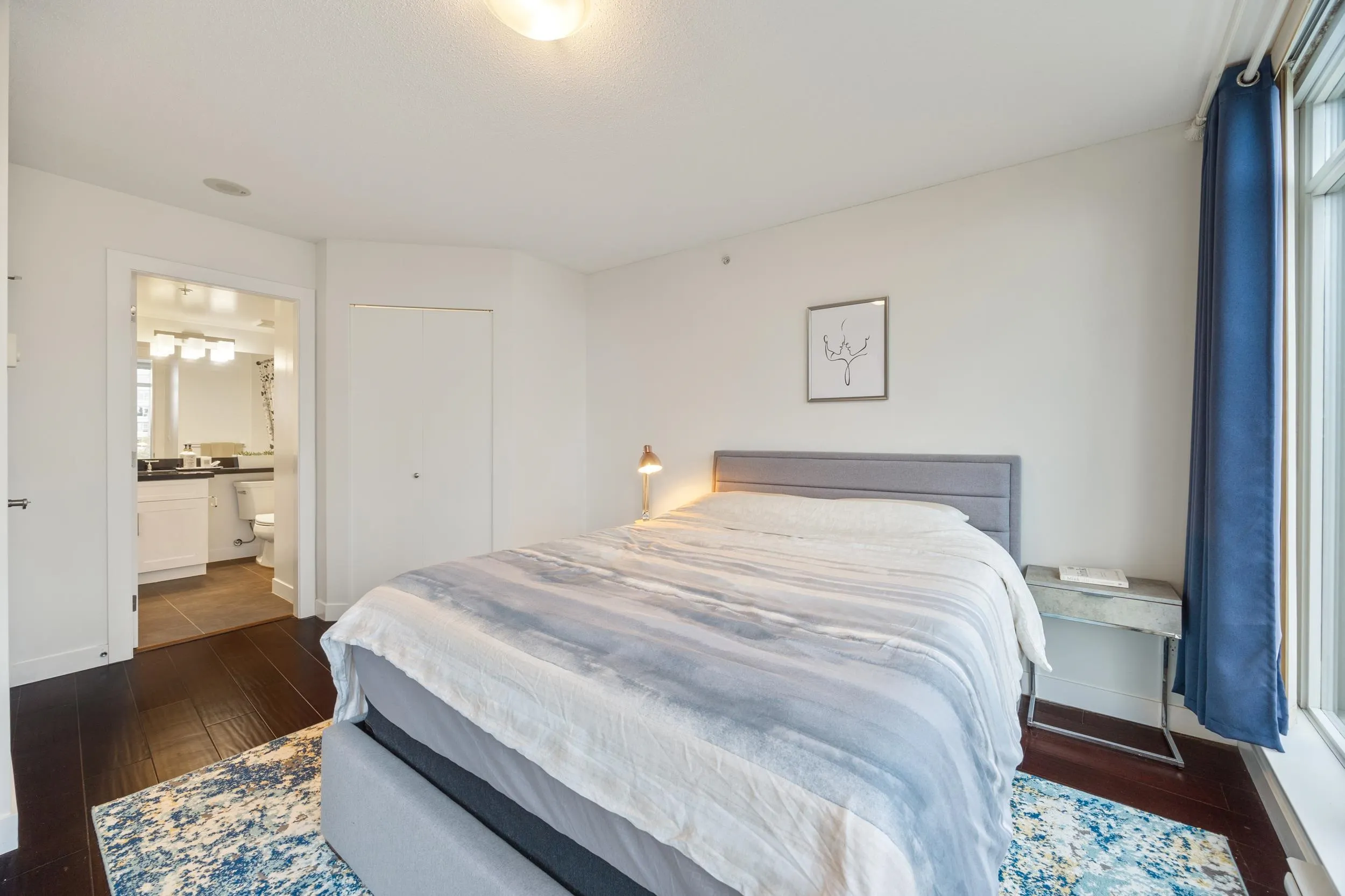 907 7090 Edmonds Street