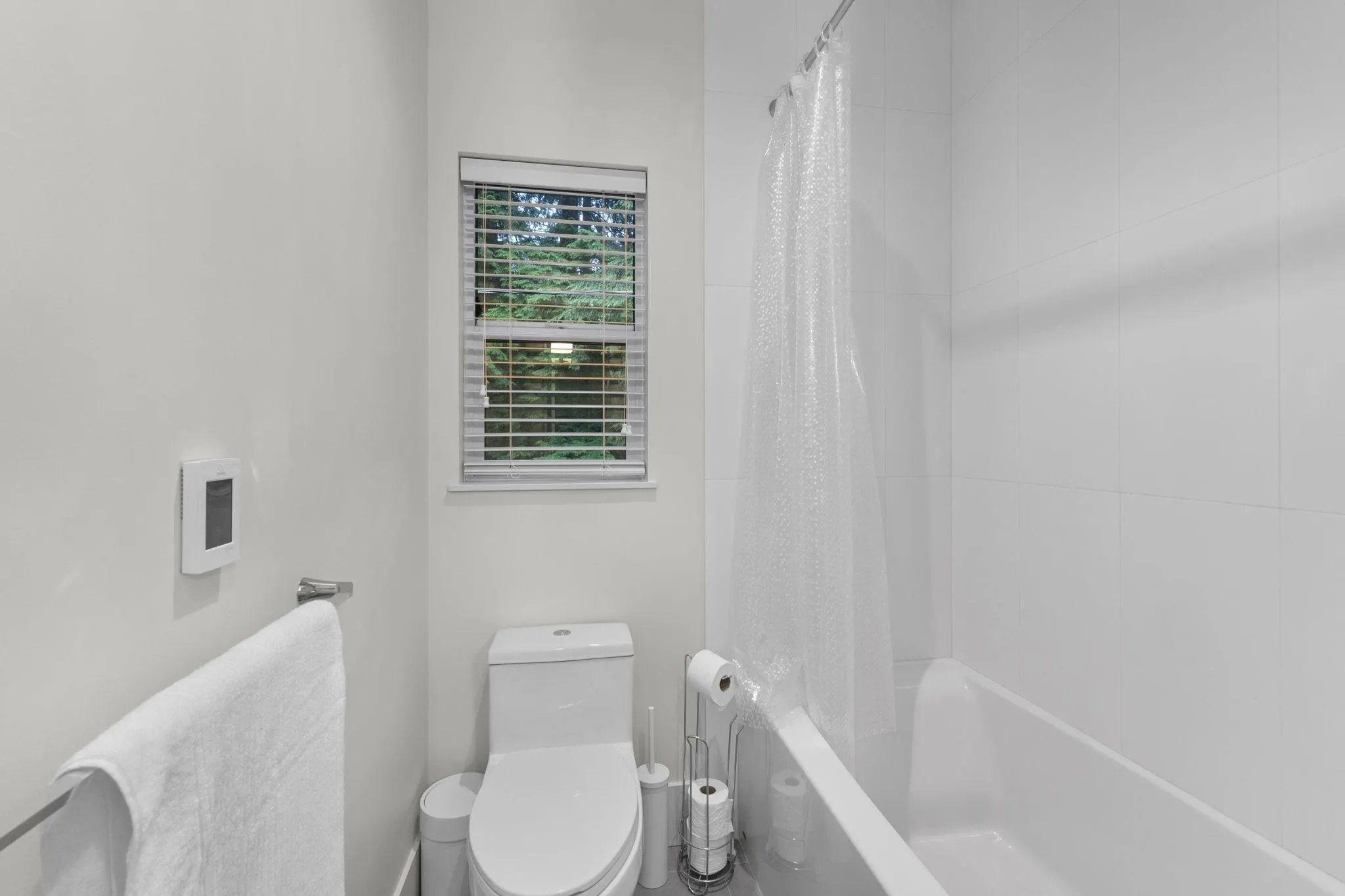 22 3295 Sunnyside Road