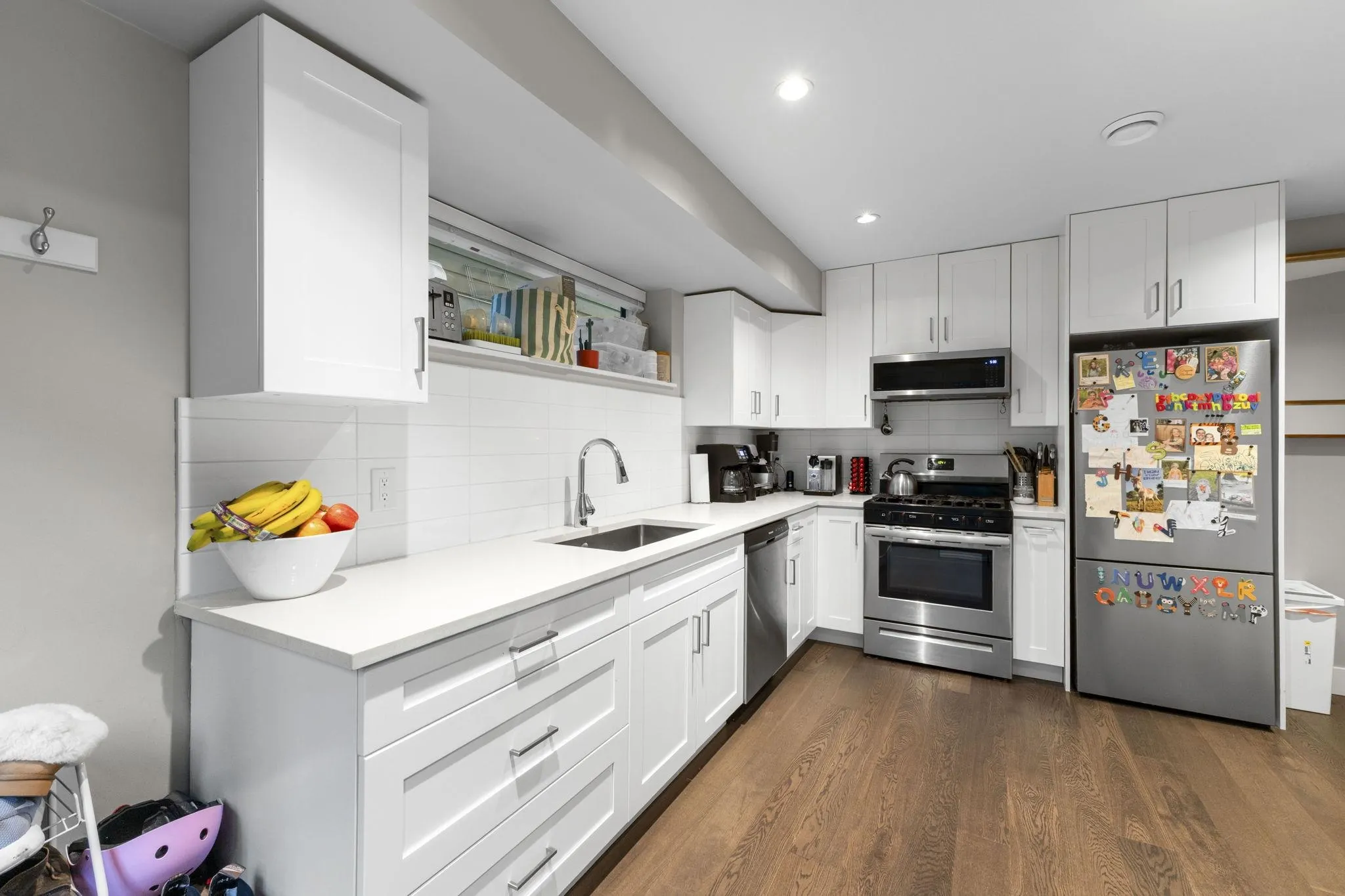 22 3295 Sunnyside Road