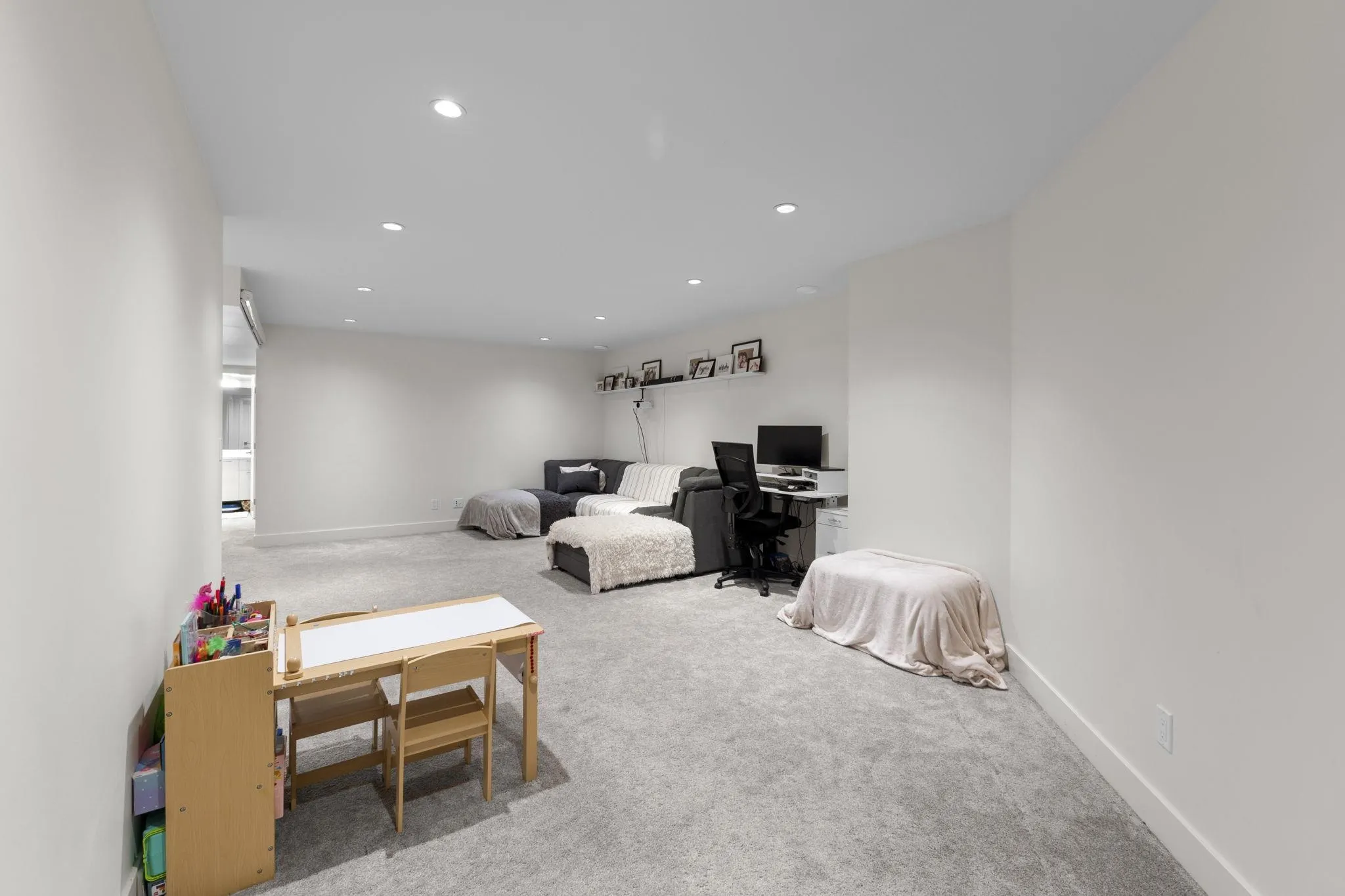 22 3295 Sunnyside Road