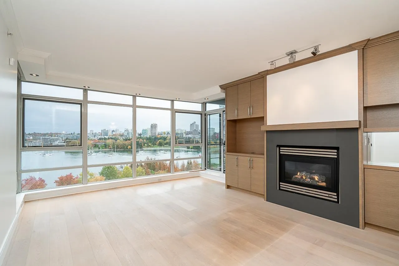 1003 1483 Homer Street