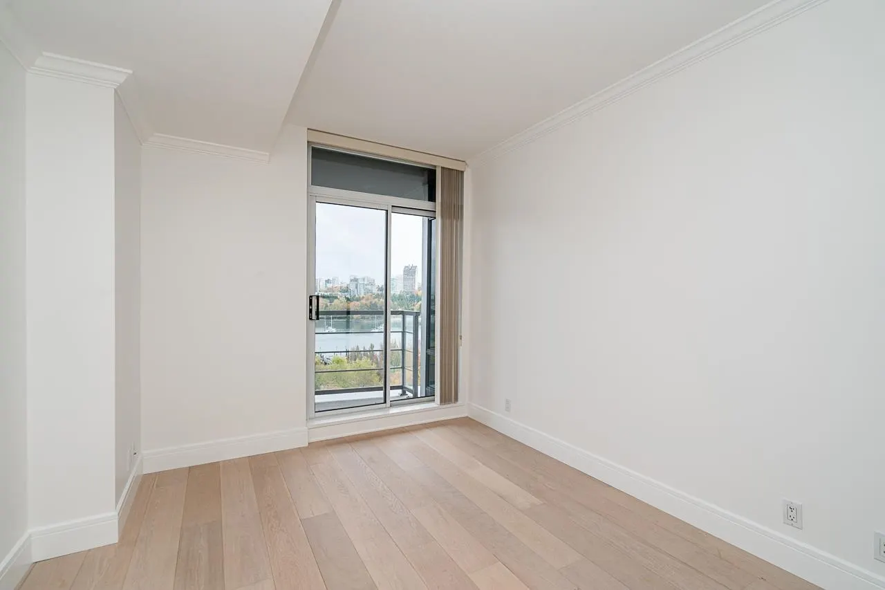 1003 1483 Homer Street