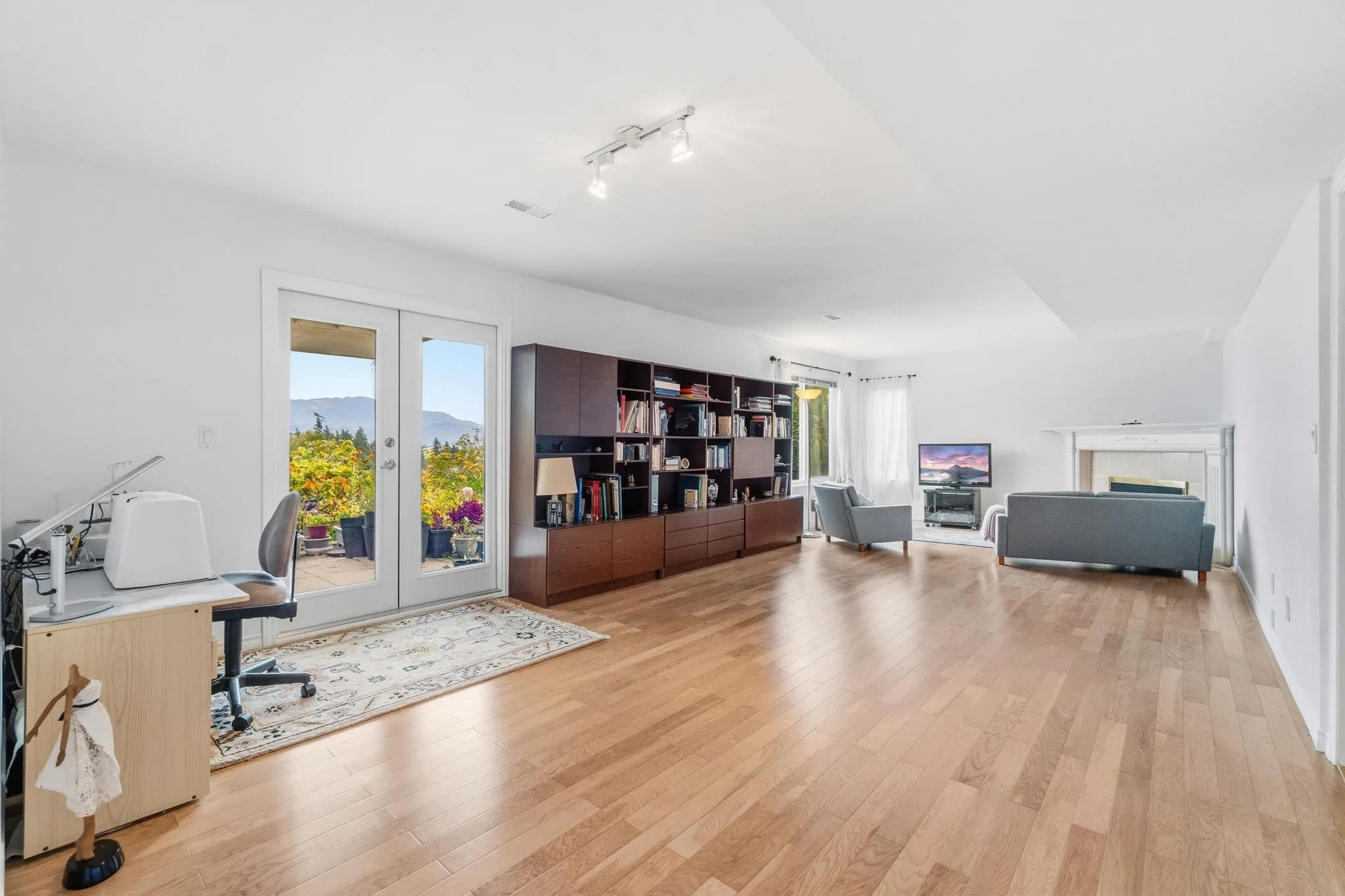 36034 Southridge Place