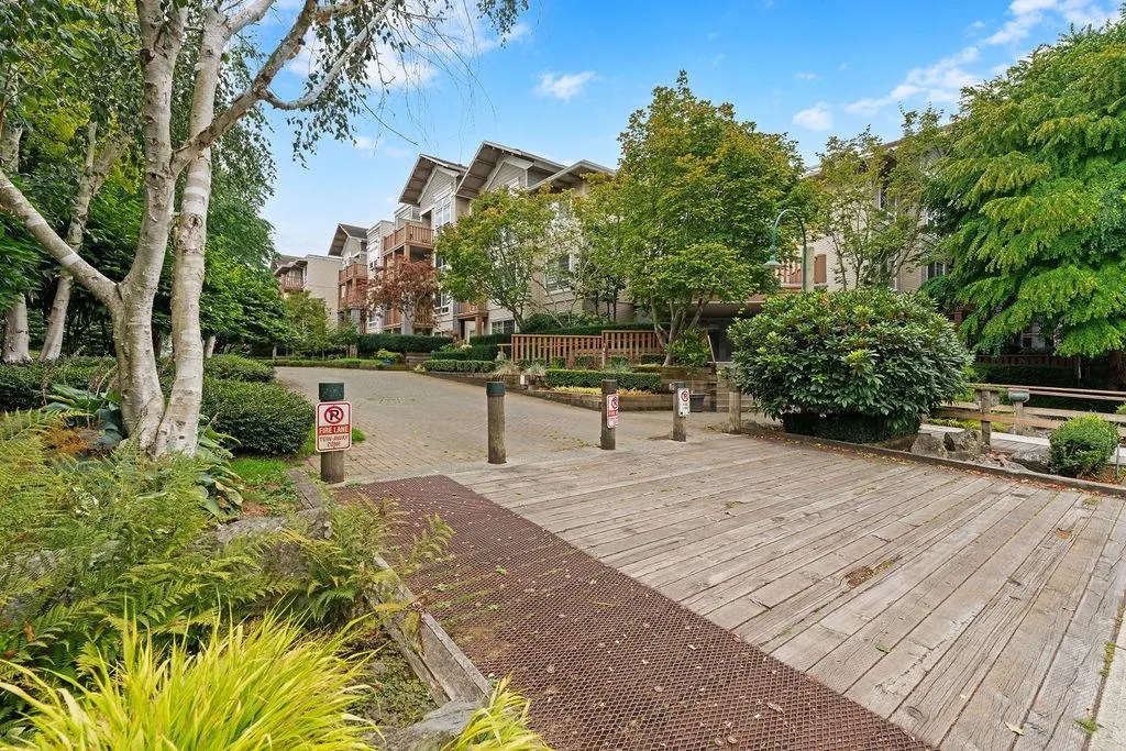 132 5600 Andrews Road