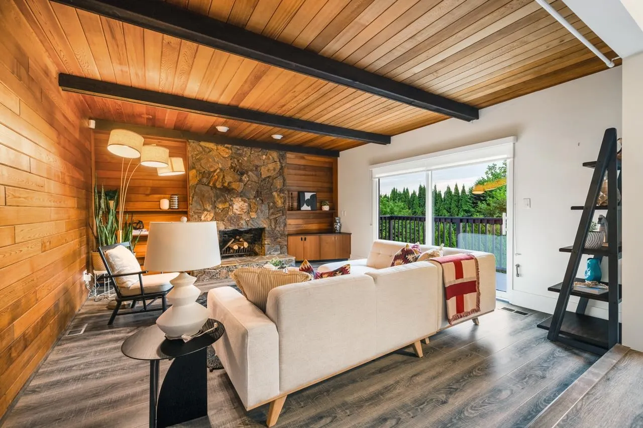 1550 Palmerston Avenue