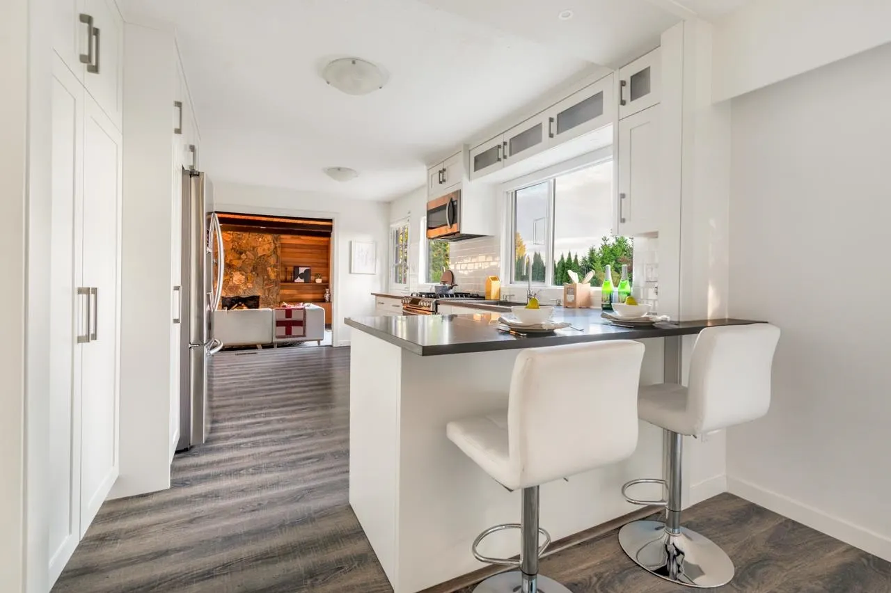 1550 Palmerston Avenue