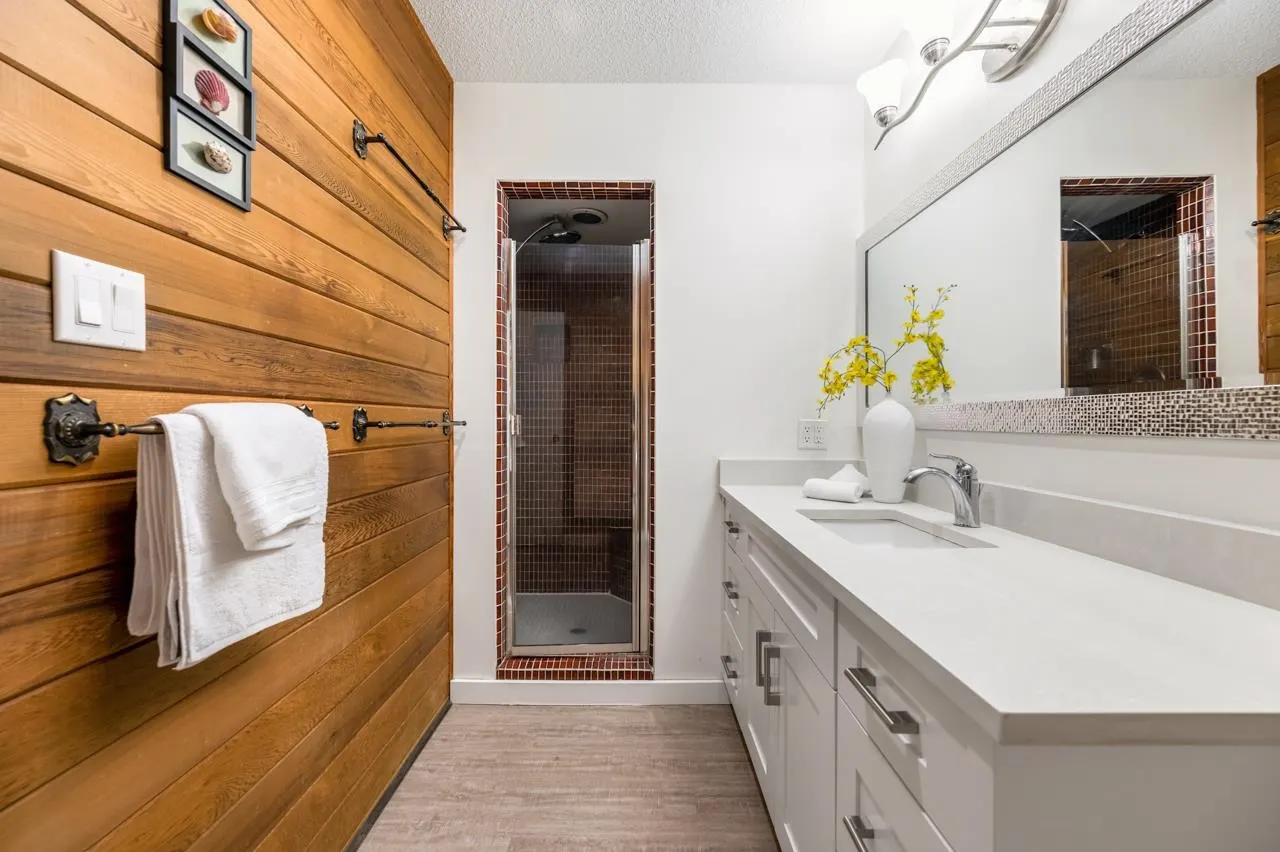 1550 Palmerston Avenue