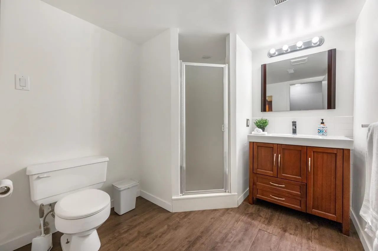 1550 Palmerston Avenue