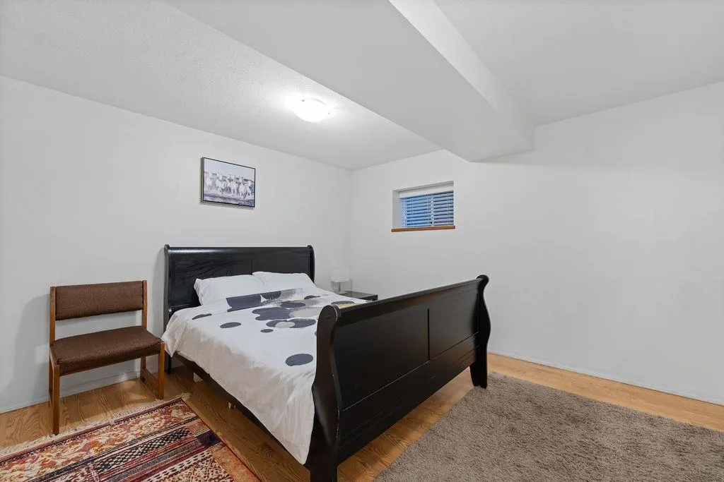 1436 Grand Boulevard