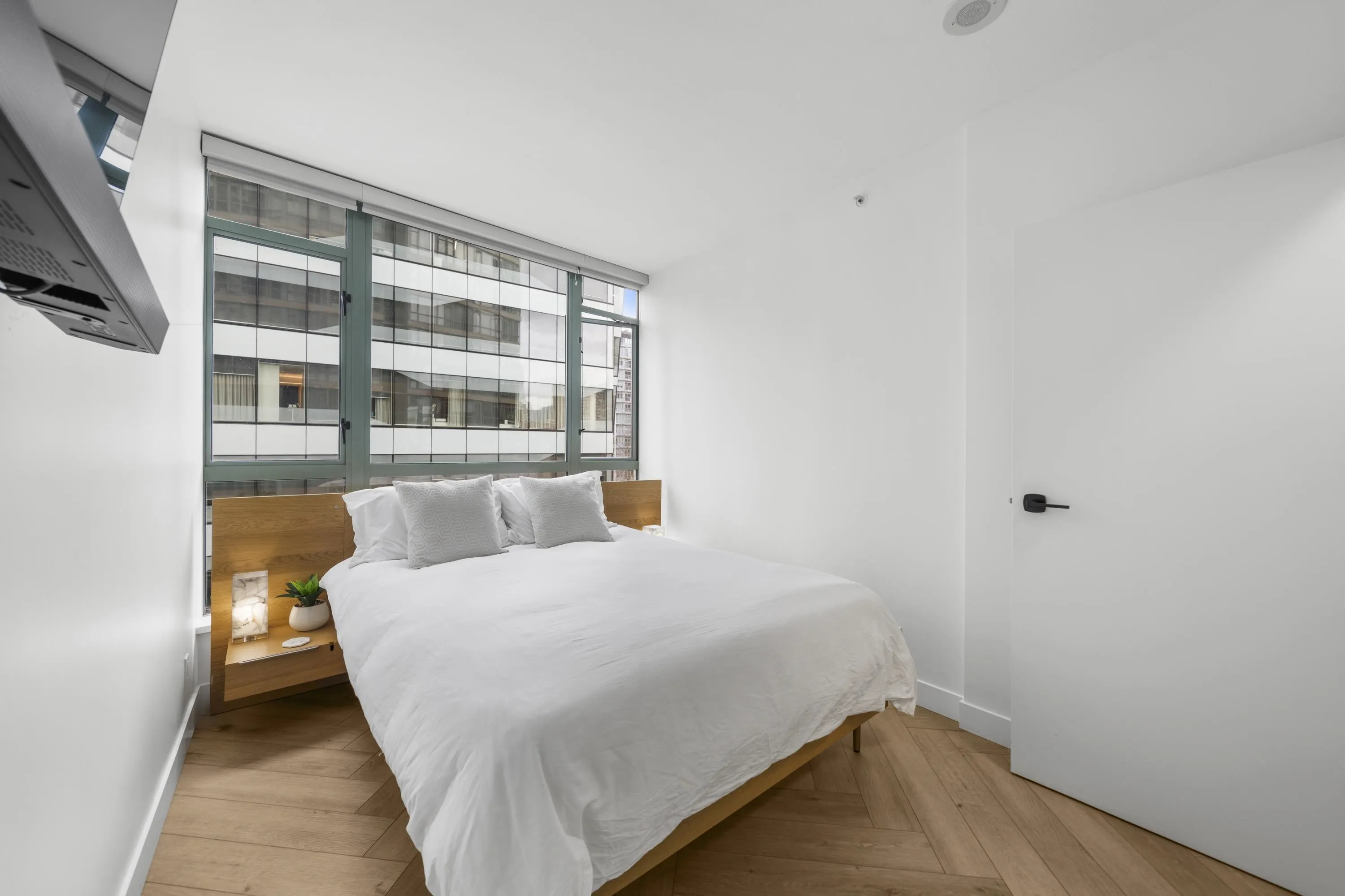 603 1238 Burrard Street