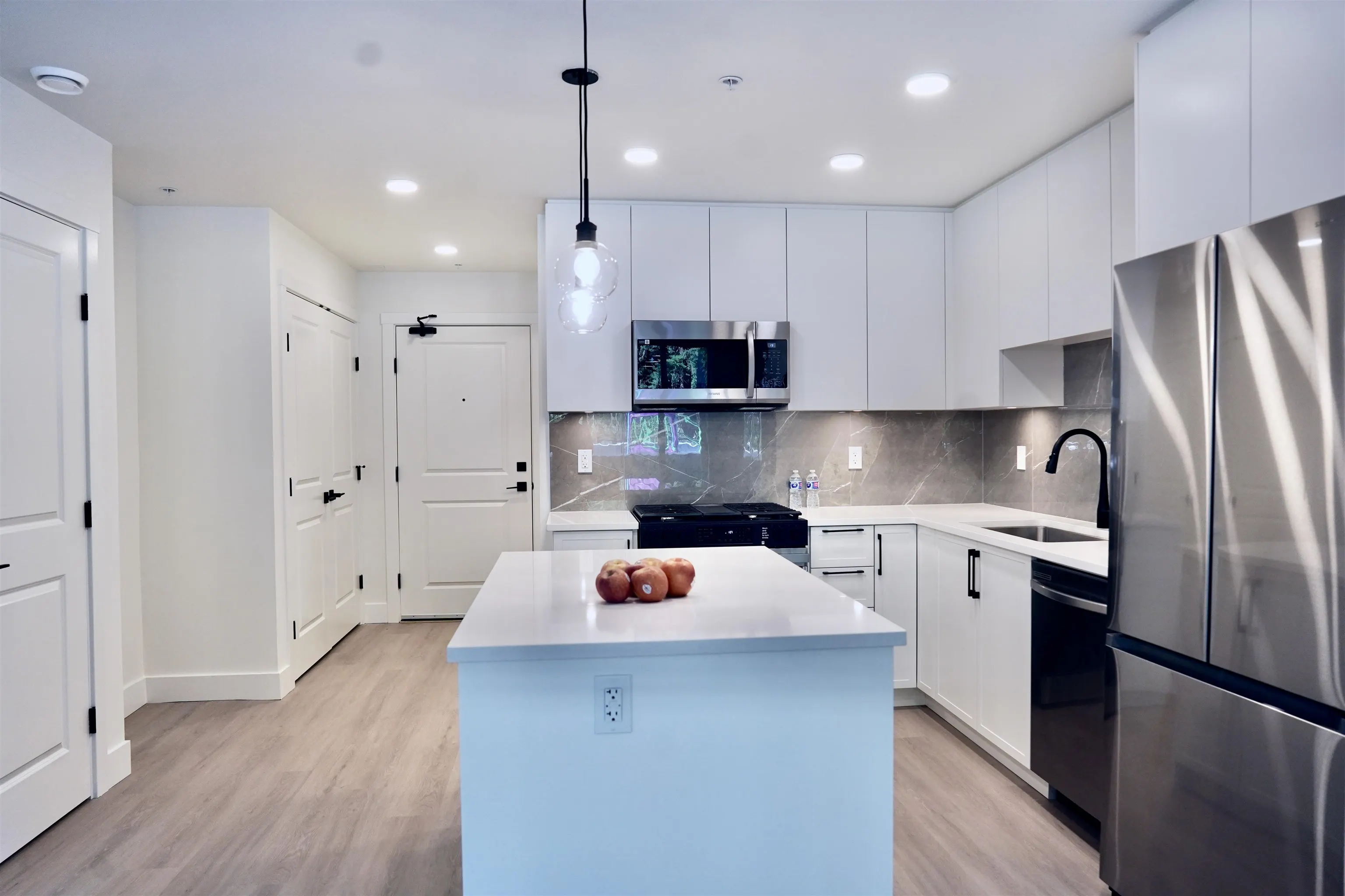 109 3528 146a Street