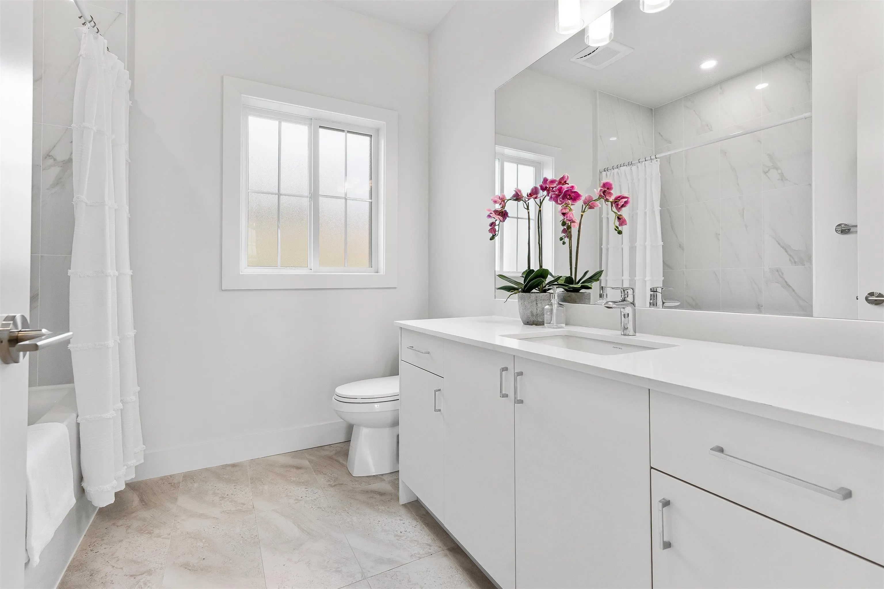 36 1928 Woodside Boulevard