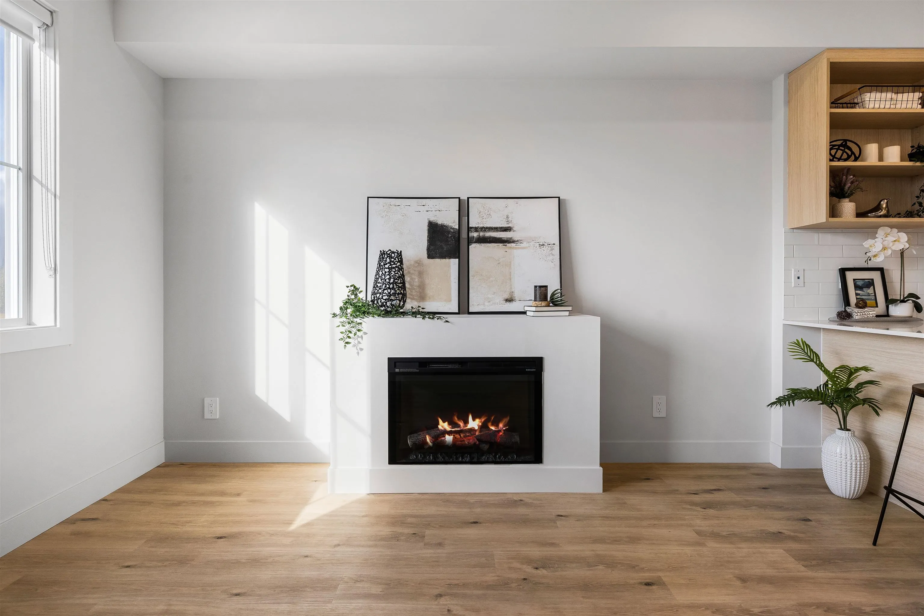 36 1928 Woodside Boulevard