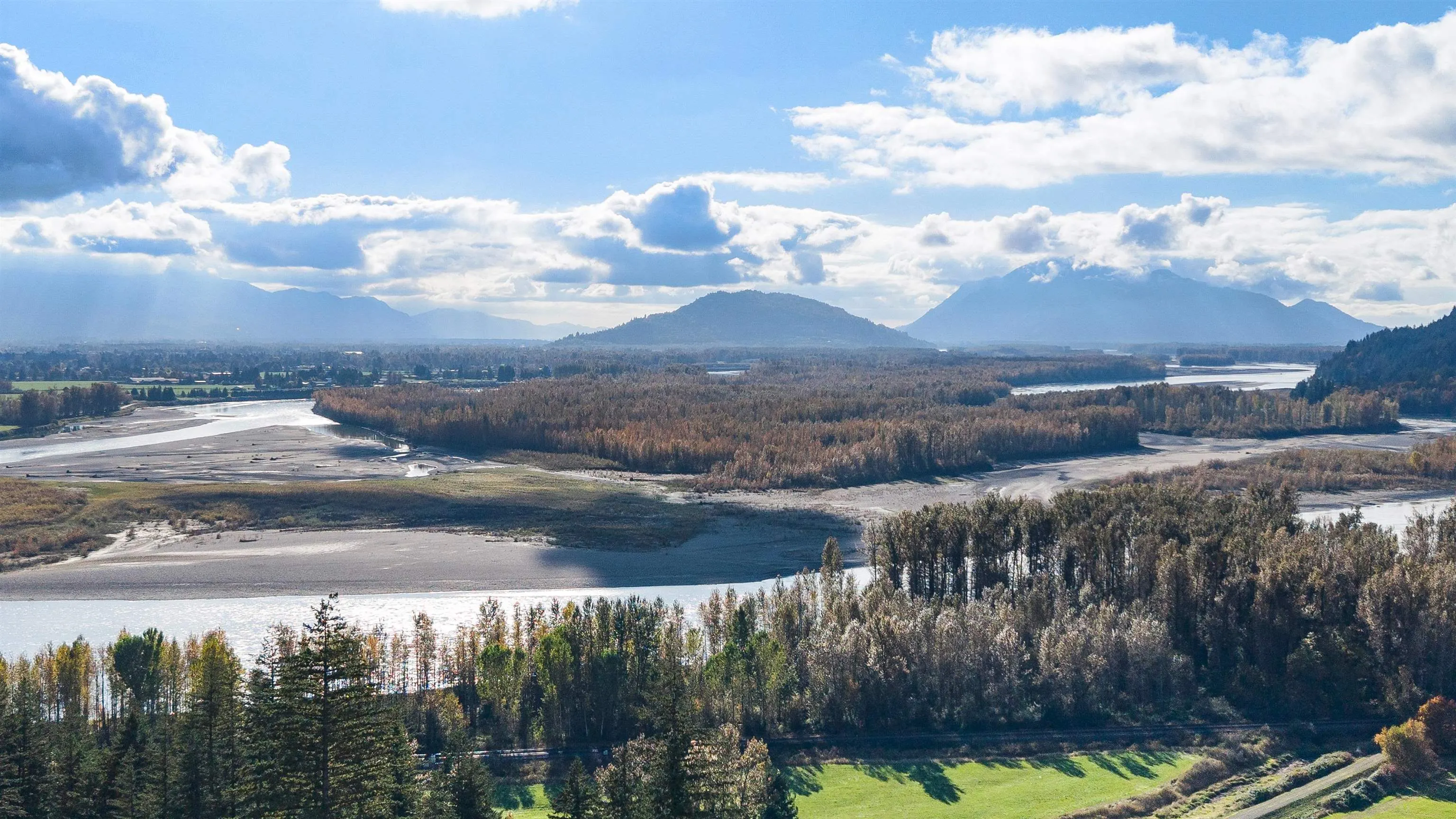 36 1928 Woodside Boulevard