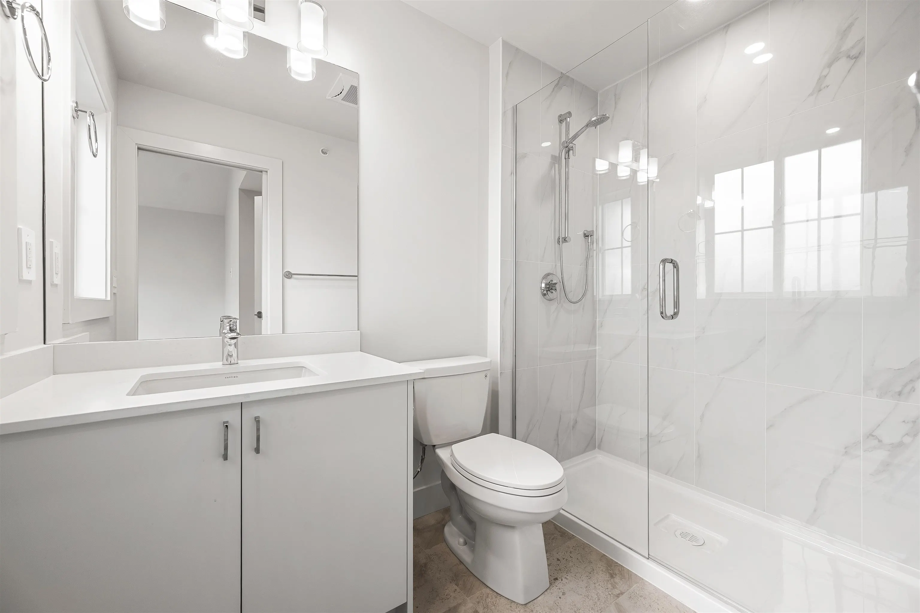 36 1928 Woodside Boulevard